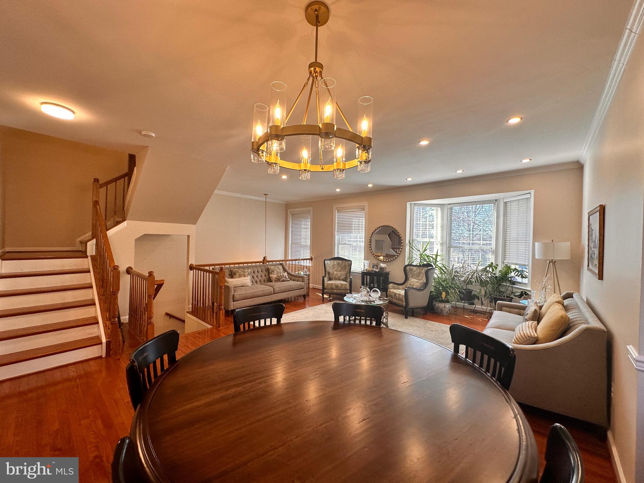 HIGHLAND OAKS - Residential Lease