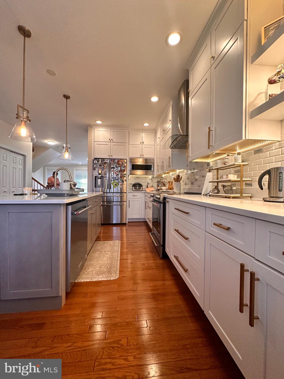 HIGHLAND OAKS - Residential Lease