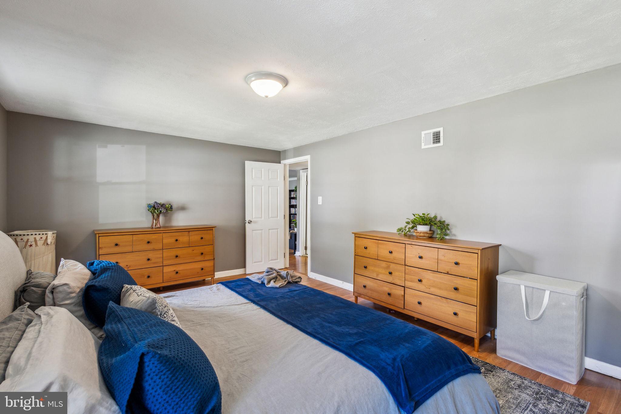 DALE CITY - Residential