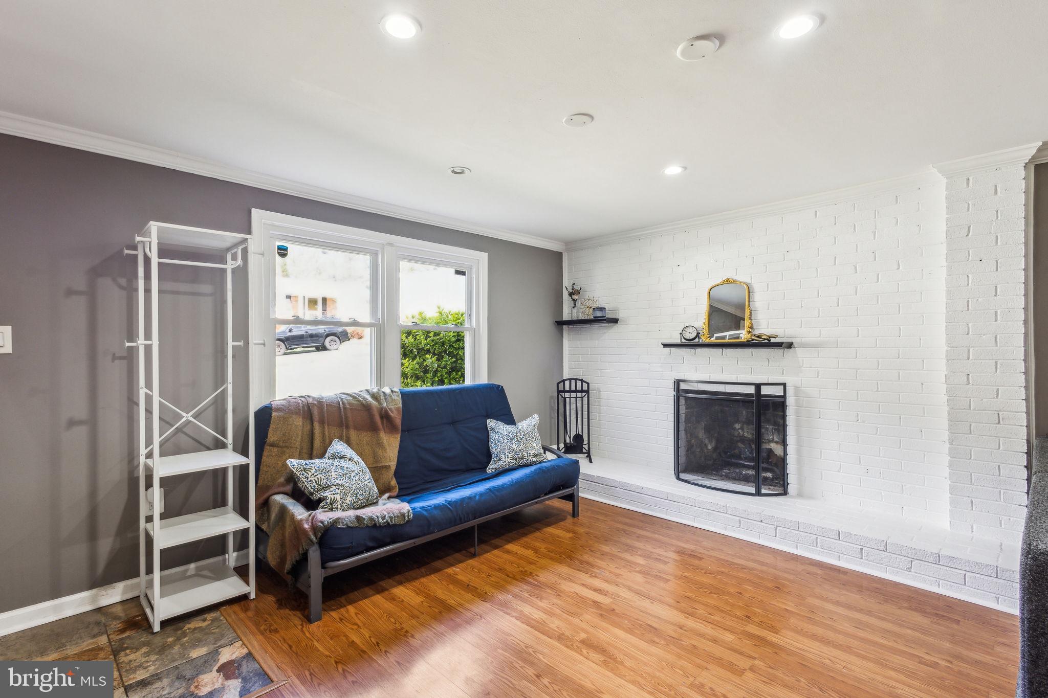 DALE CITY - Residential