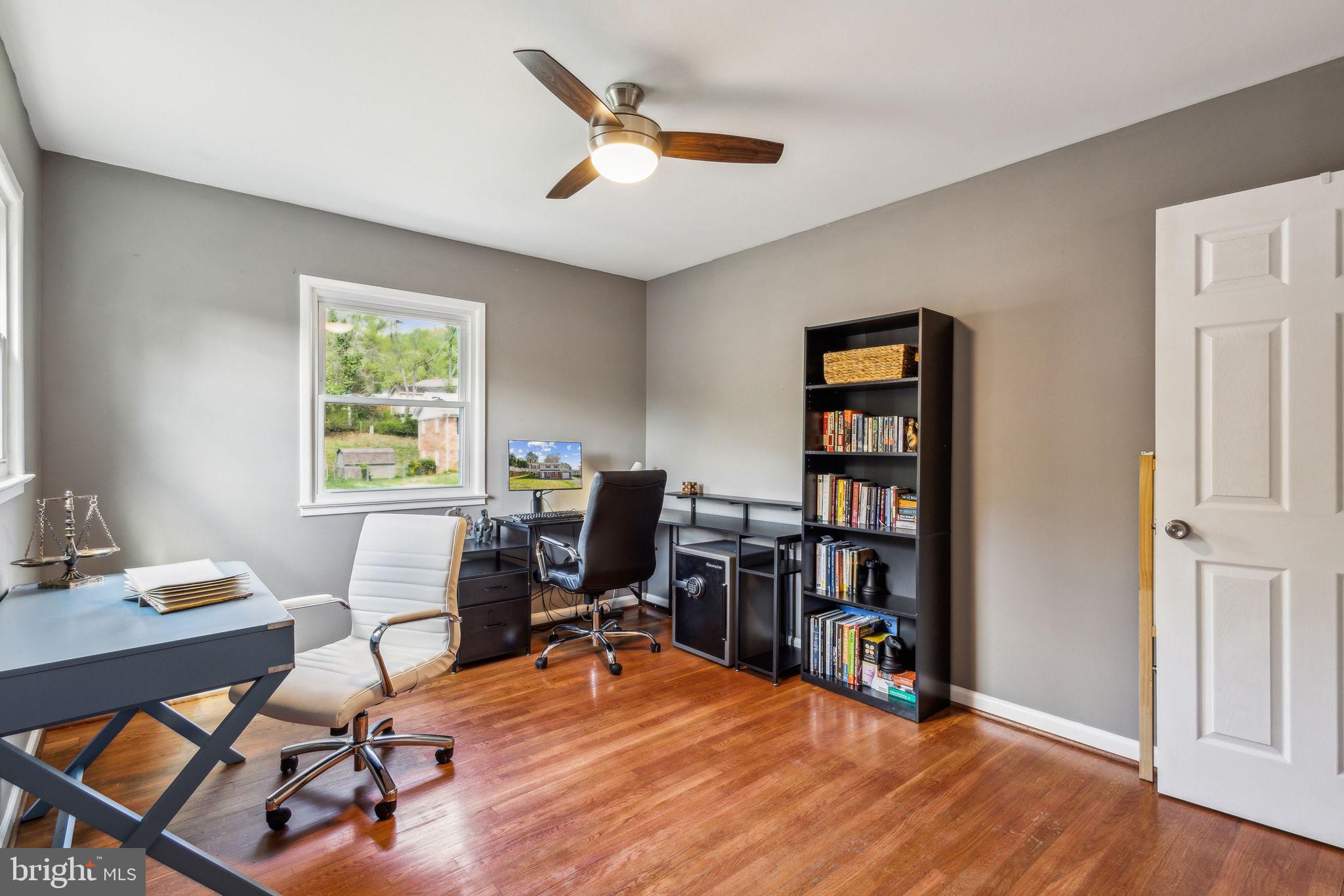 DALE CITY - Residential