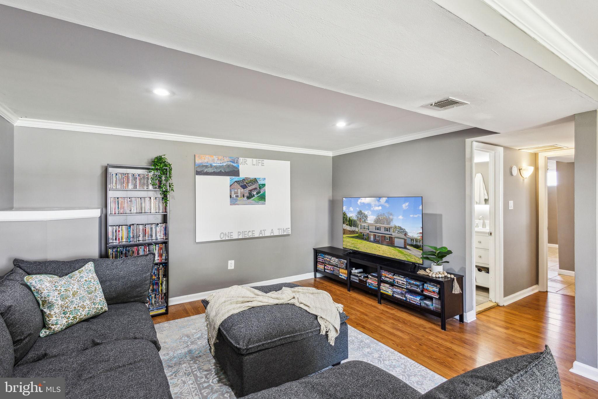 DALE CITY - Residential