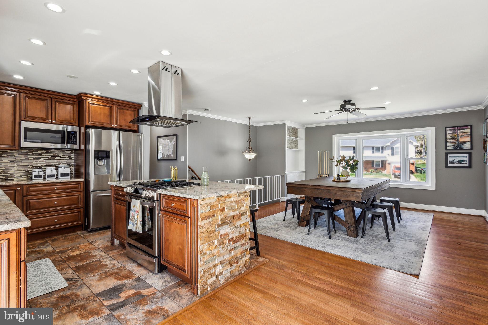 DALE CITY - Residential