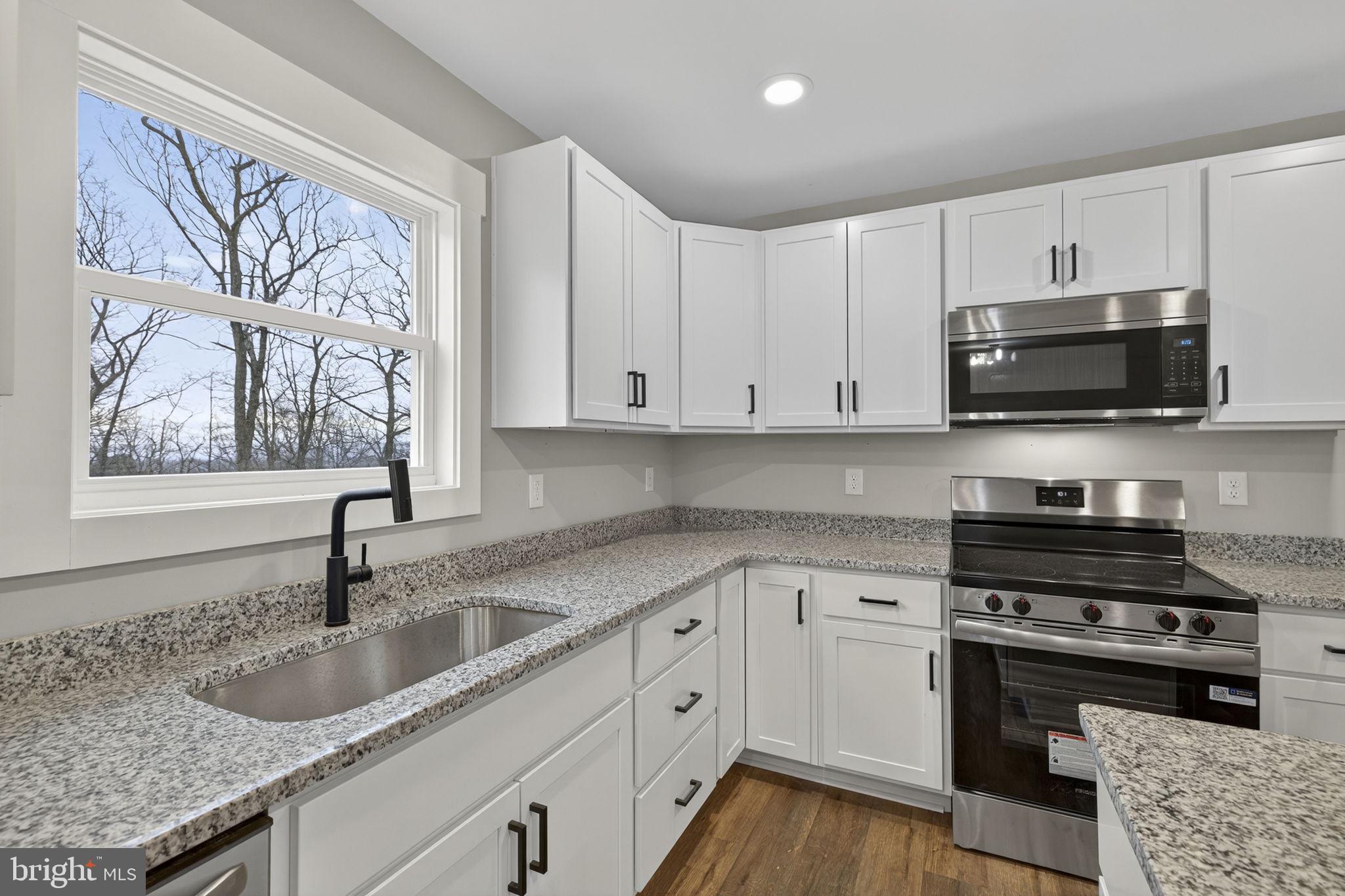 WILDE ACRES - Residential