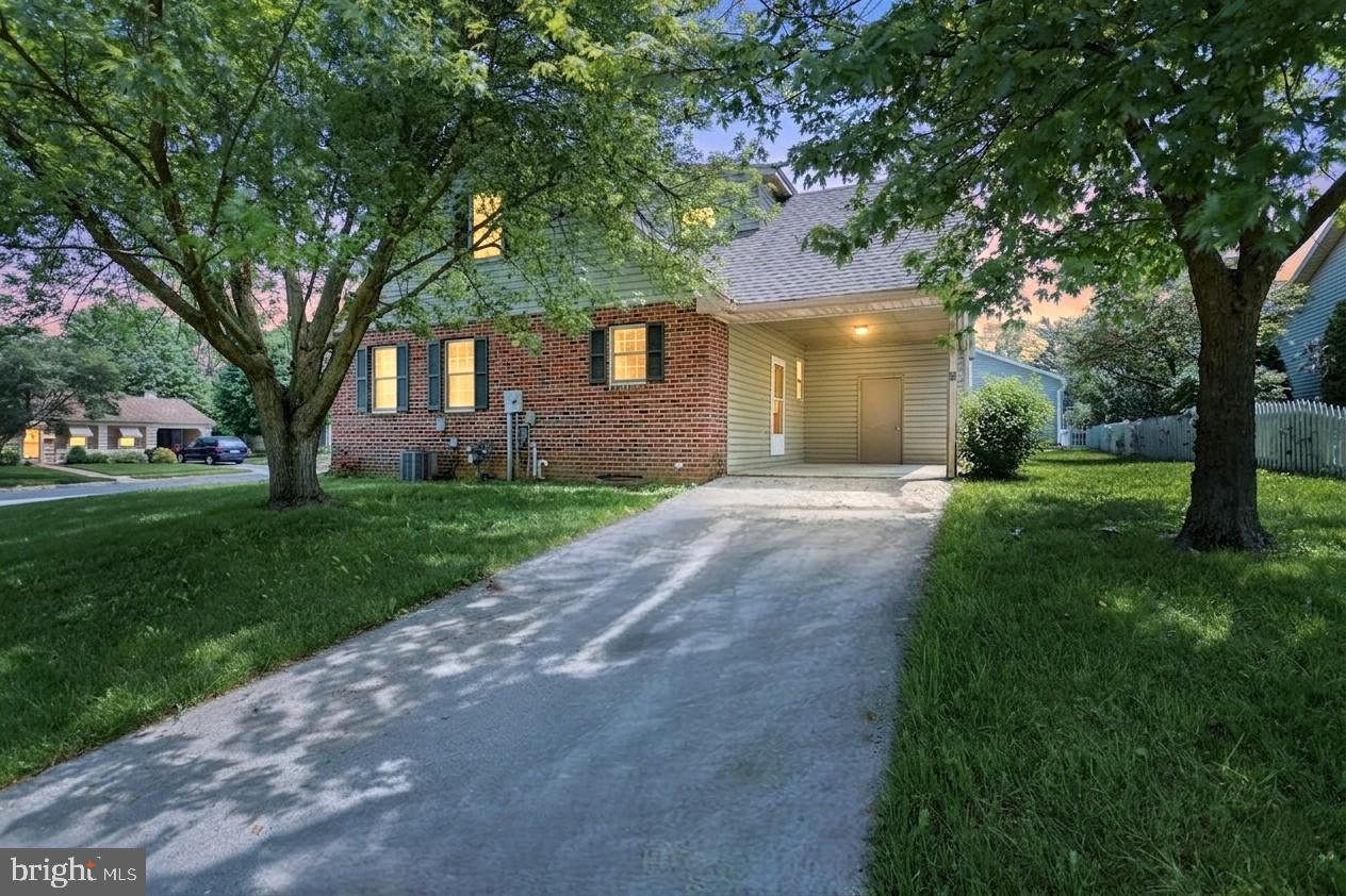 439 GRANT DRIVE