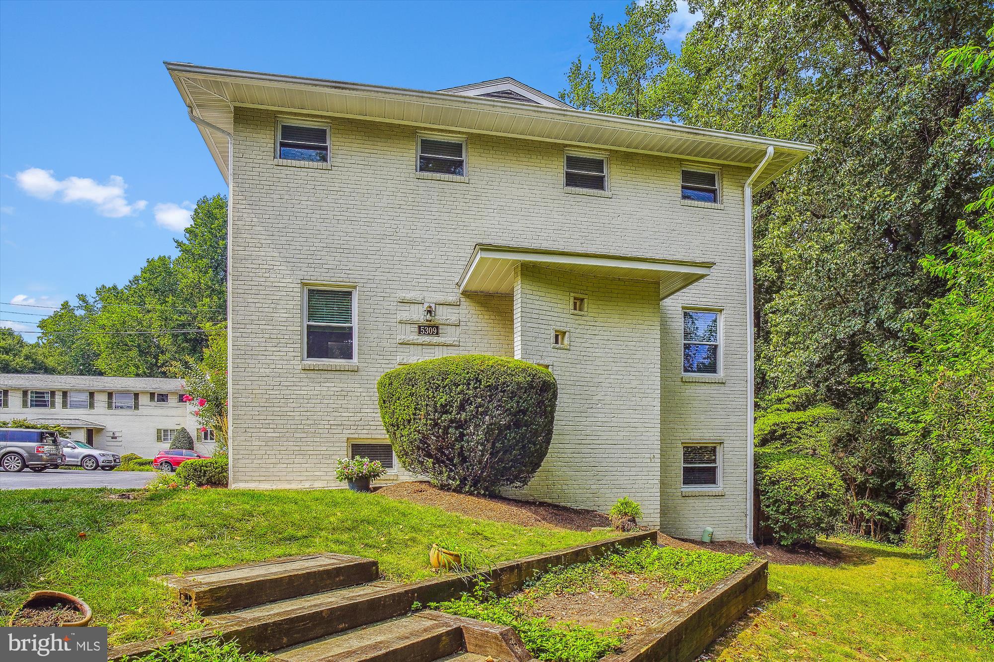 BETHESDA OVERLOOK - Residential