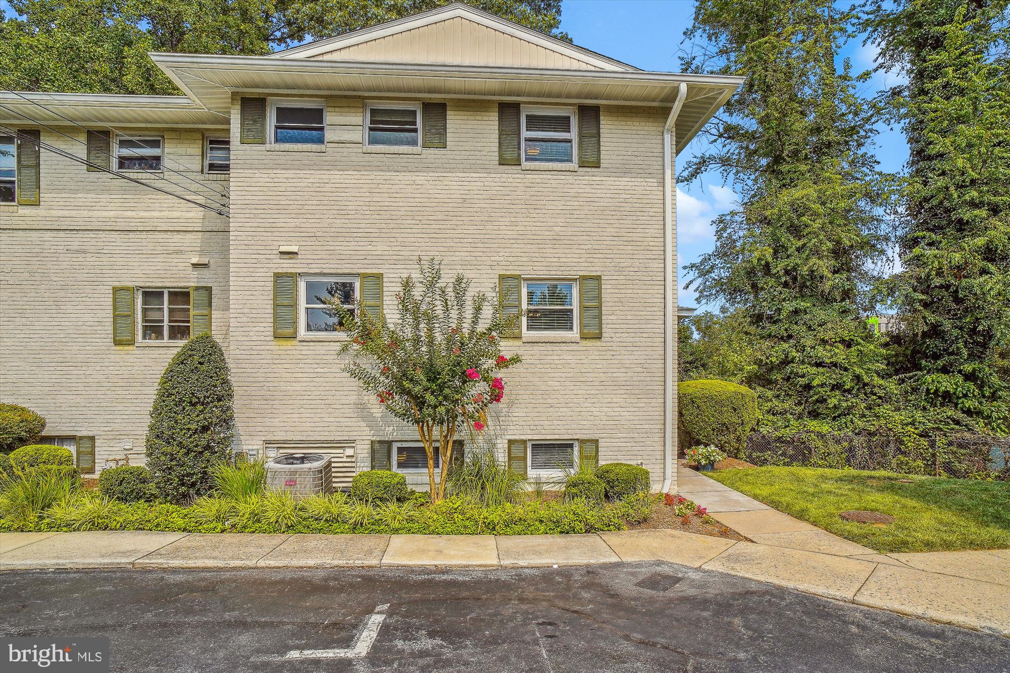 BETHESDA OVERLOOK - Residential