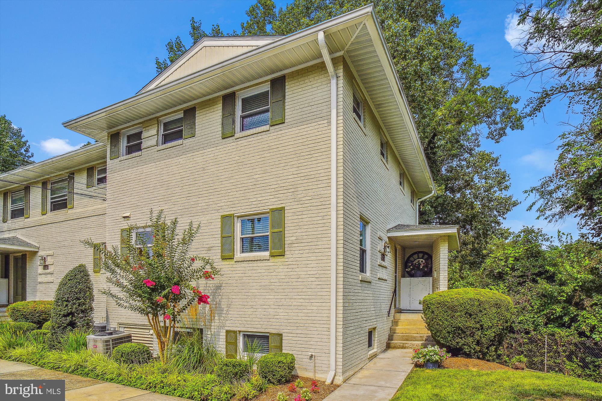 BETHESDA OVERLOOK - Residential