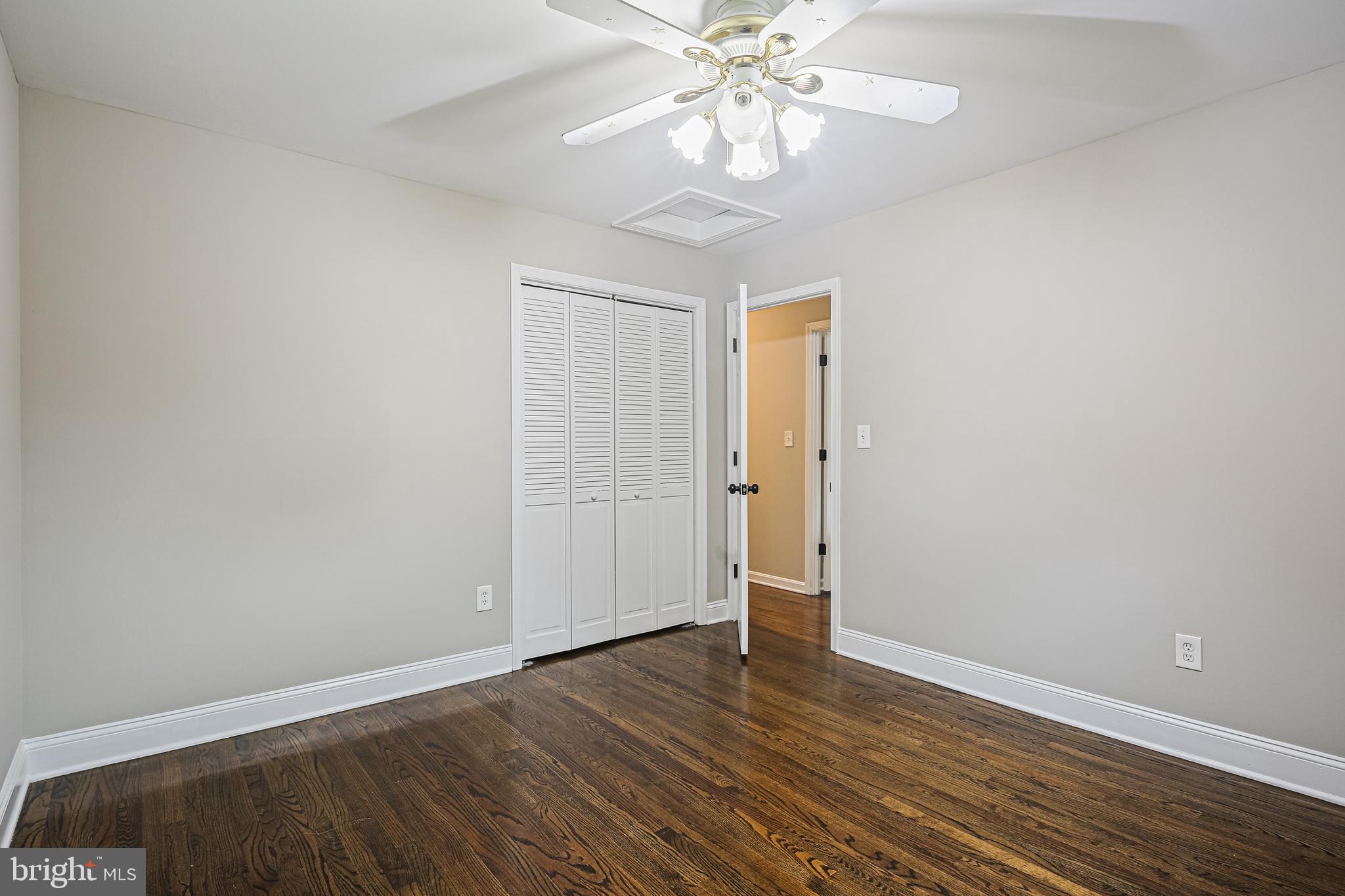 MERRYMAN MANOR - Residential