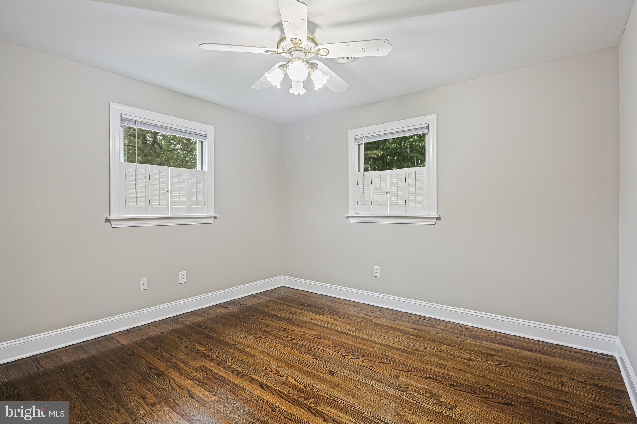 MERRYMAN MANOR - Residential