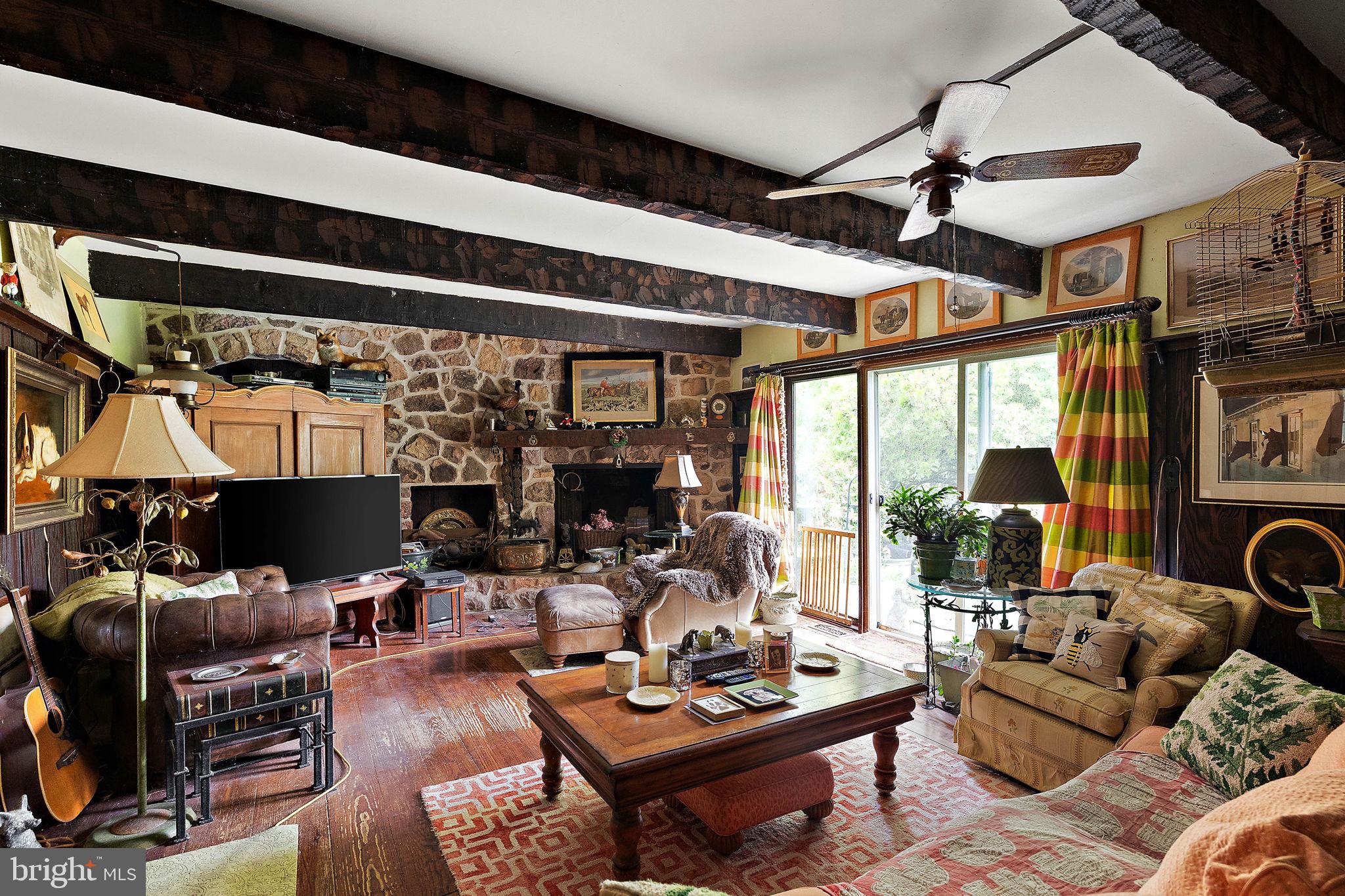 RADNOR HUNT - Residential
