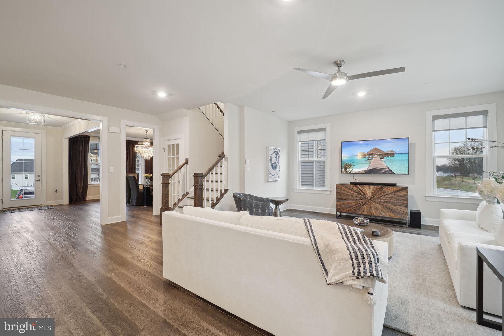 MAPLE LAWN SOUTH - Residential