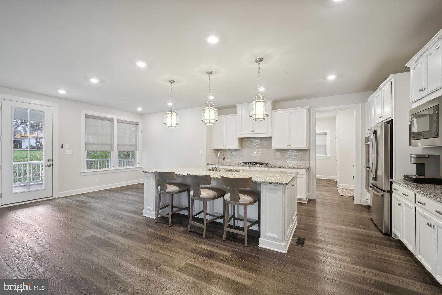 MAPLE LAWN SOUTH - Residential