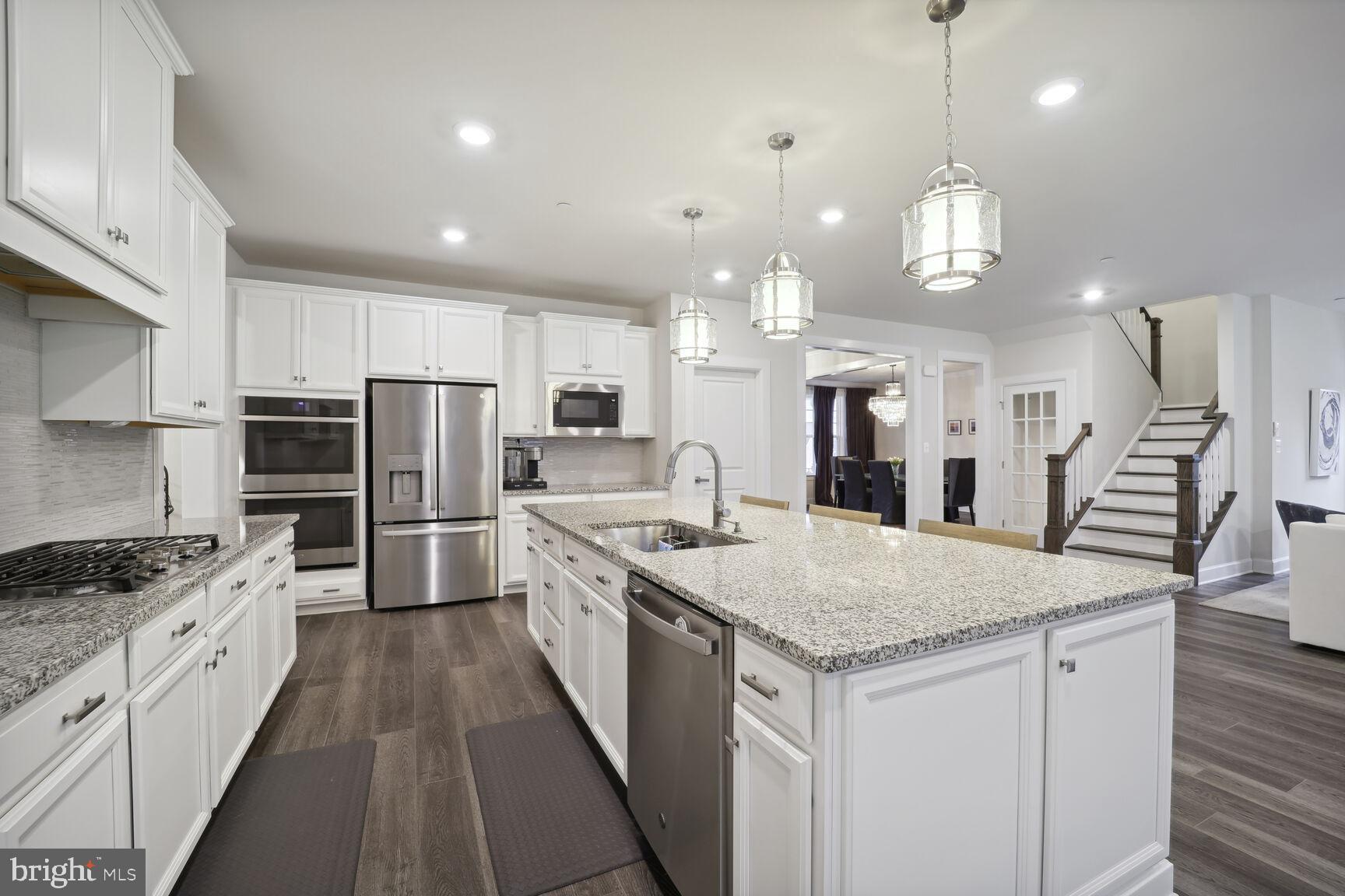 MAPLE LAWN SOUTH - Residential