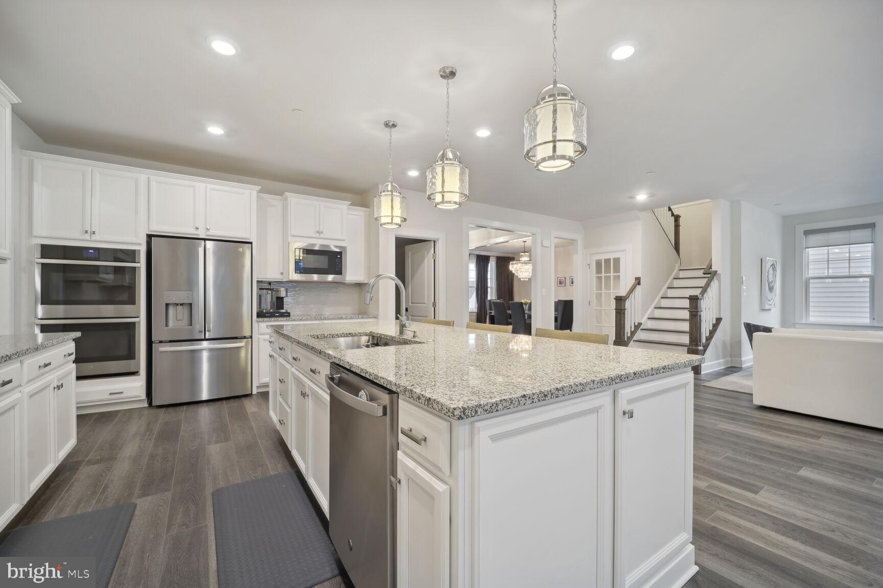 MAPLE LAWN SOUTH - Residential