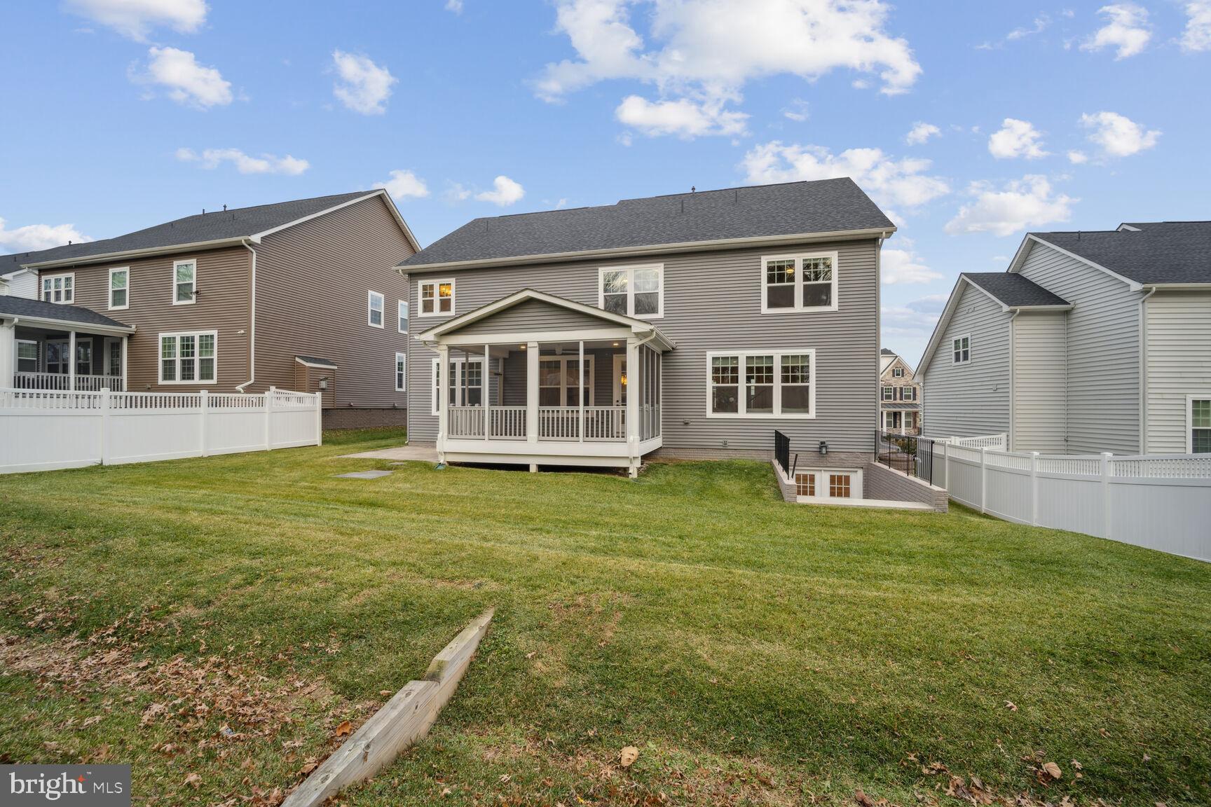 MAPLE LAWN SOUTH - Residential