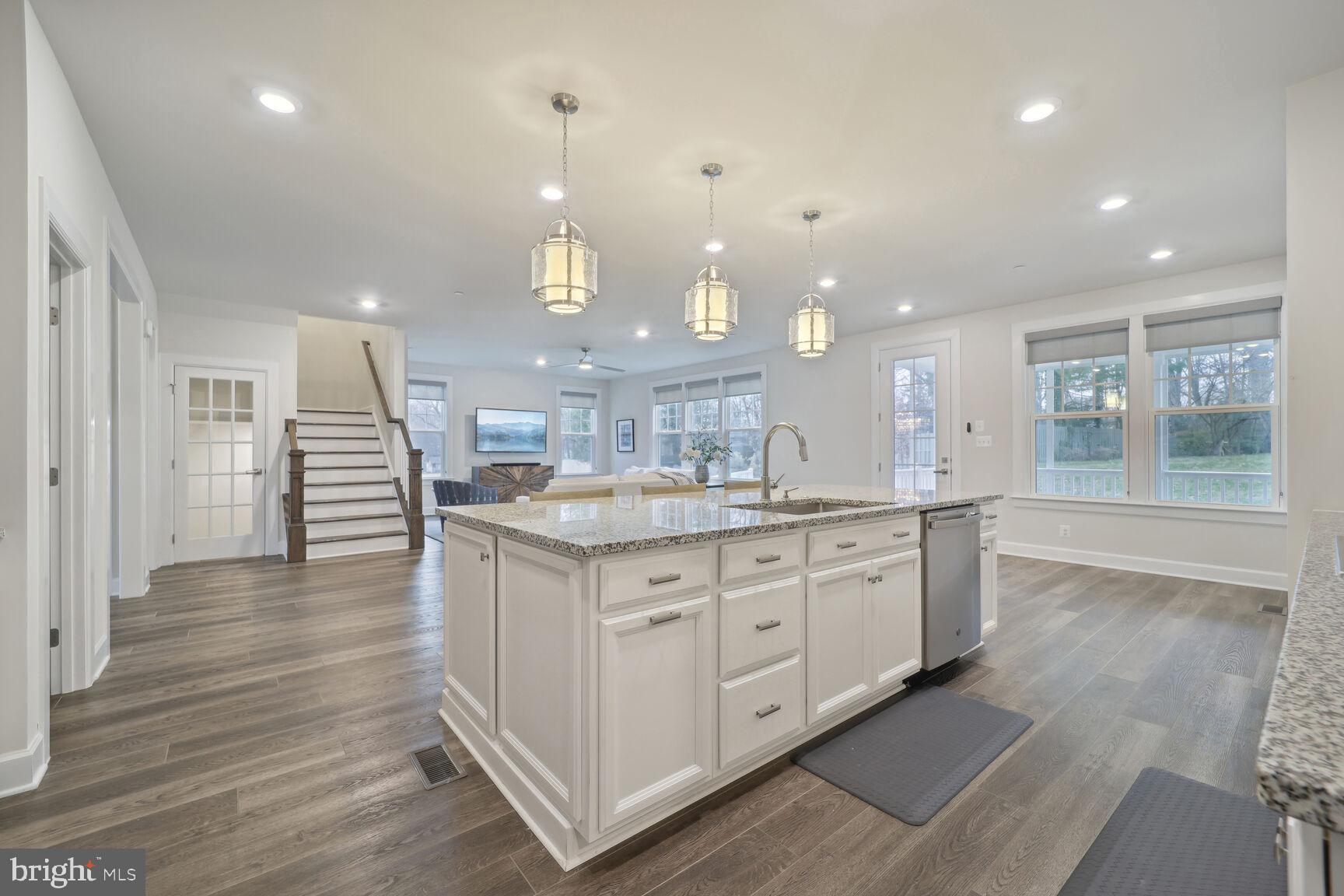 MAPLE LAWN SOUTH - Residential