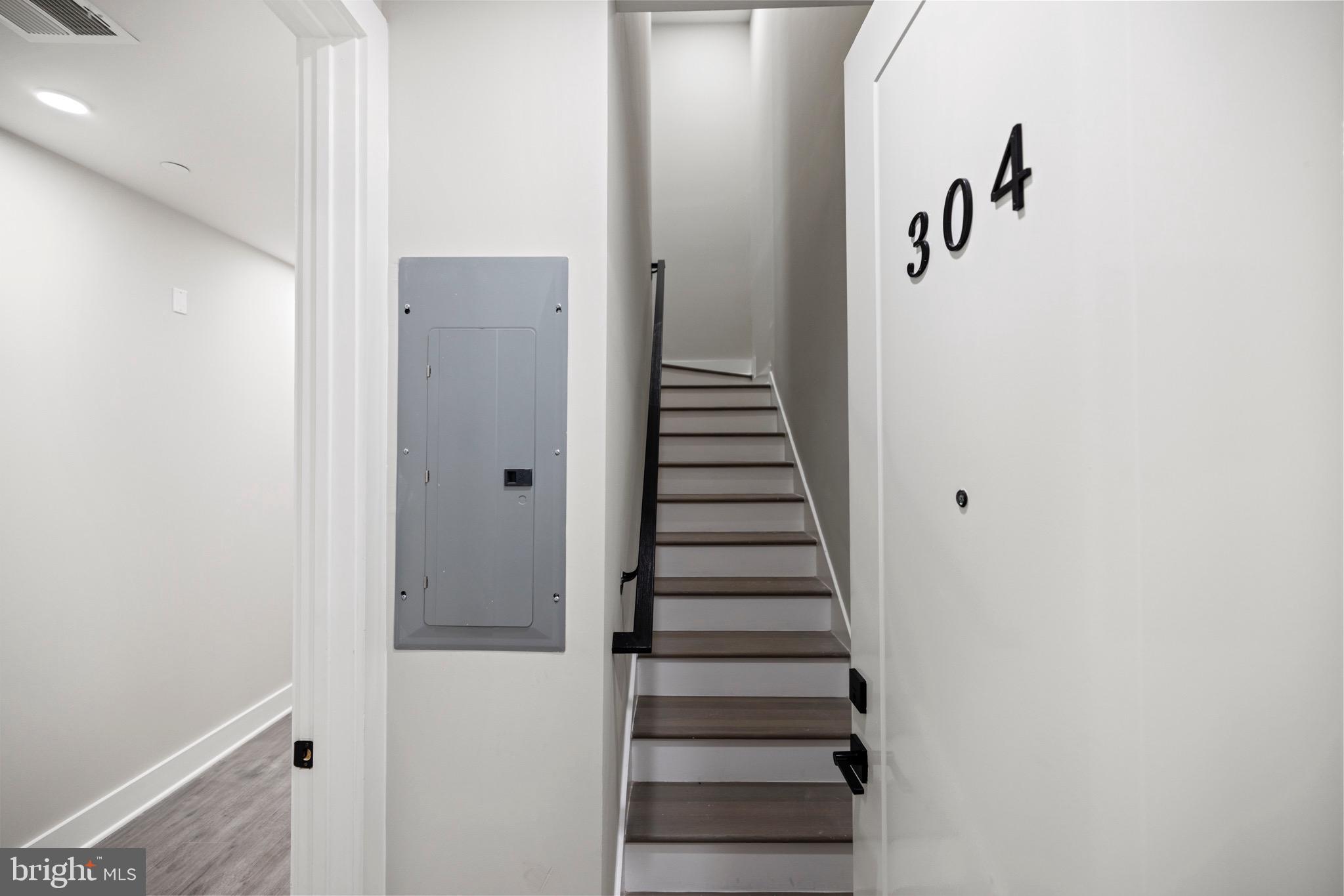 824 18TH STREET NE 304