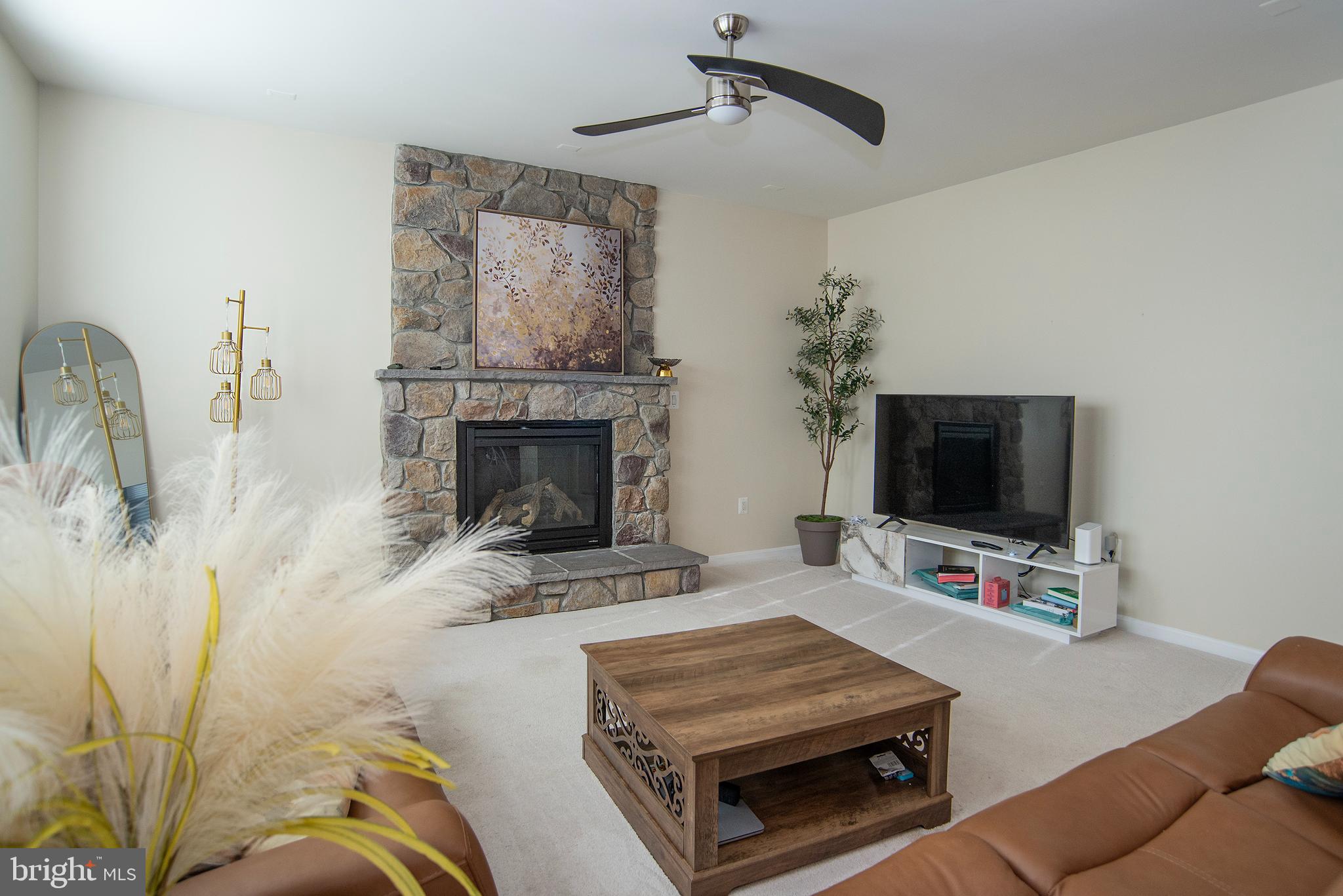 MONCURE ESTATES - Residential Lease