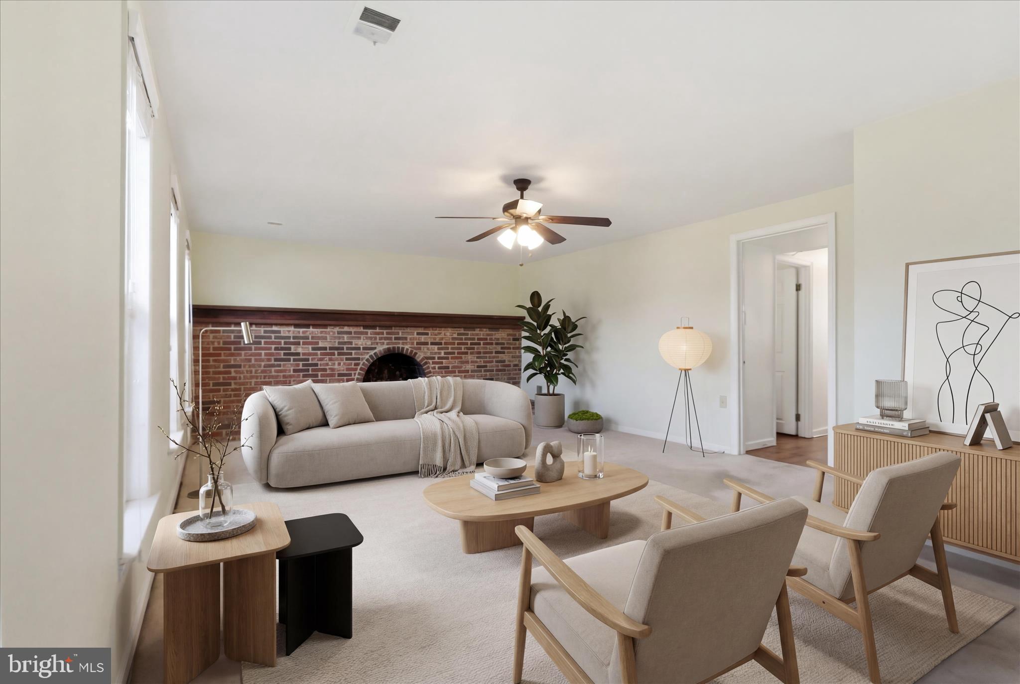 WHITE OAK MANOR - Residential