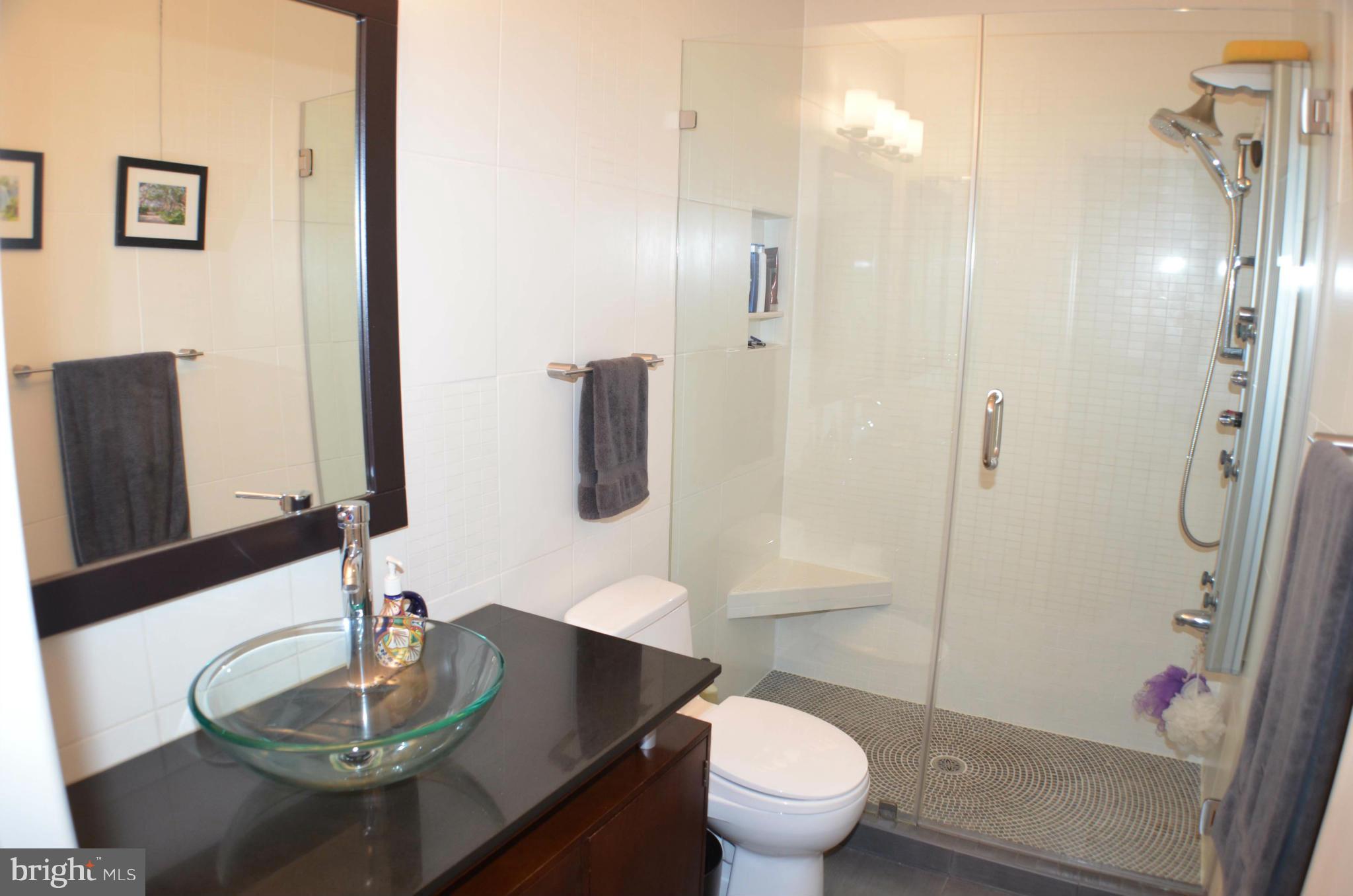 FOX MILL ESTATES - Residential