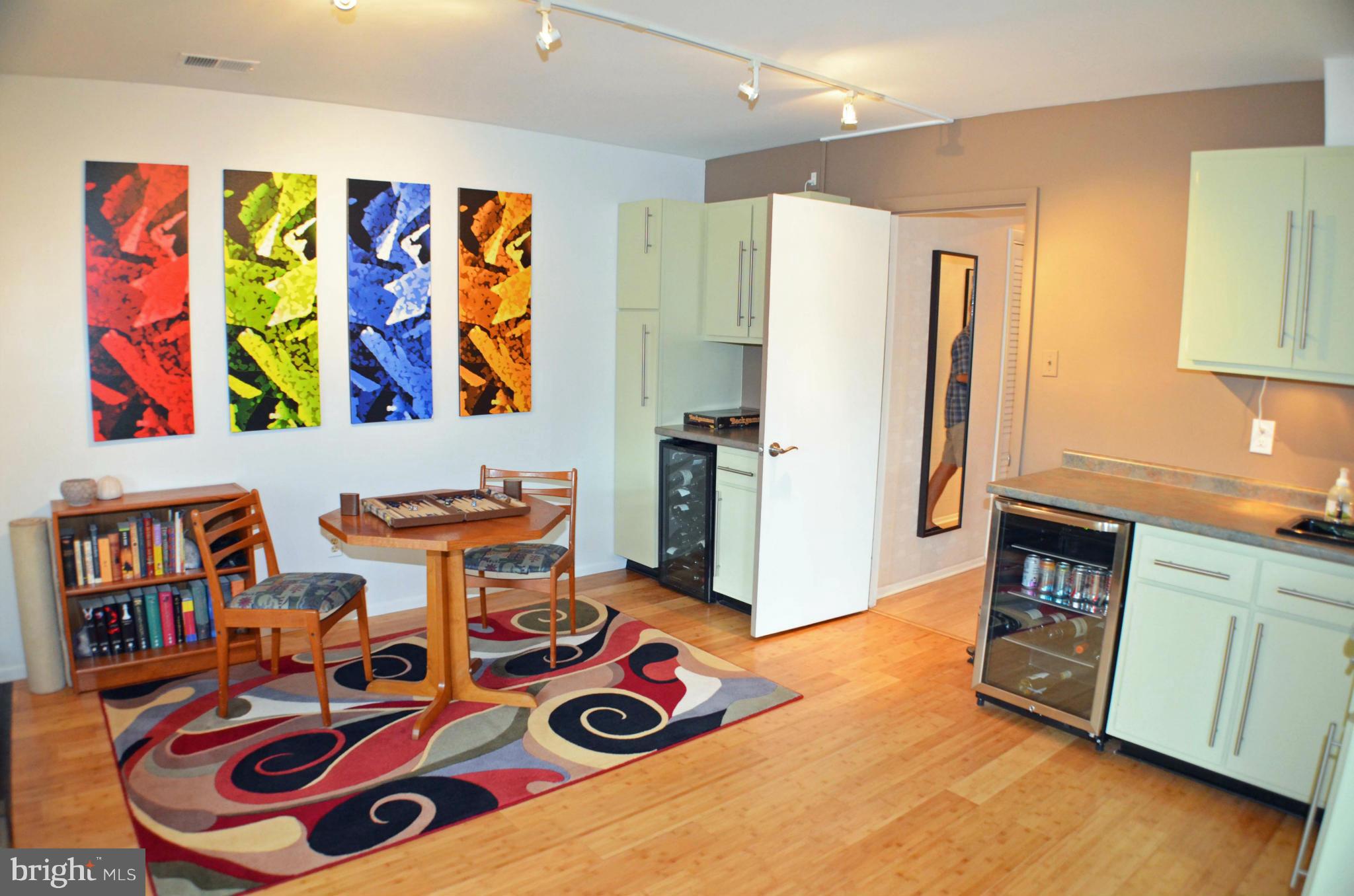 FOX MILL ESTATES - Residential