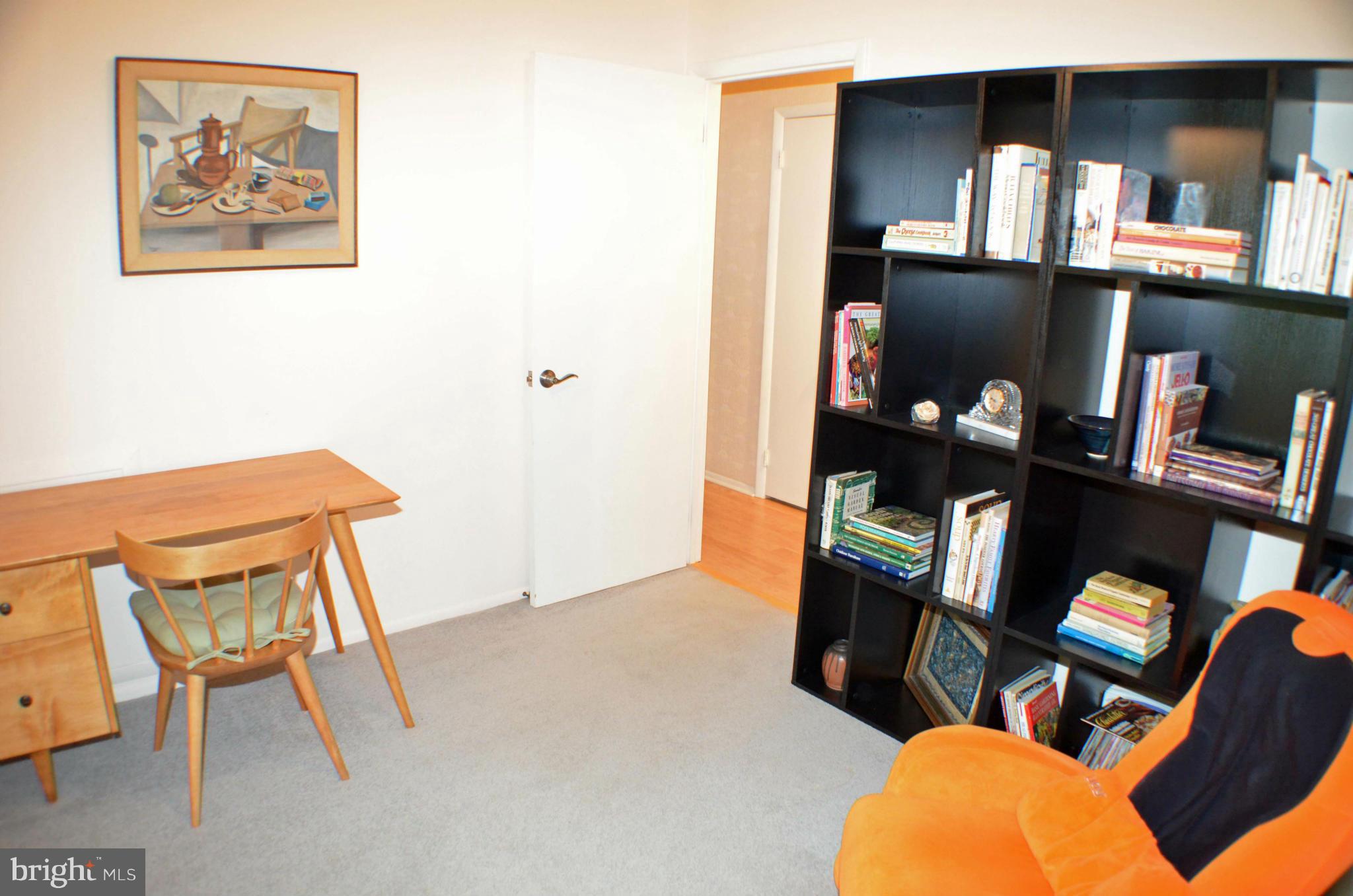 FOX MILL ESTATES - Residential