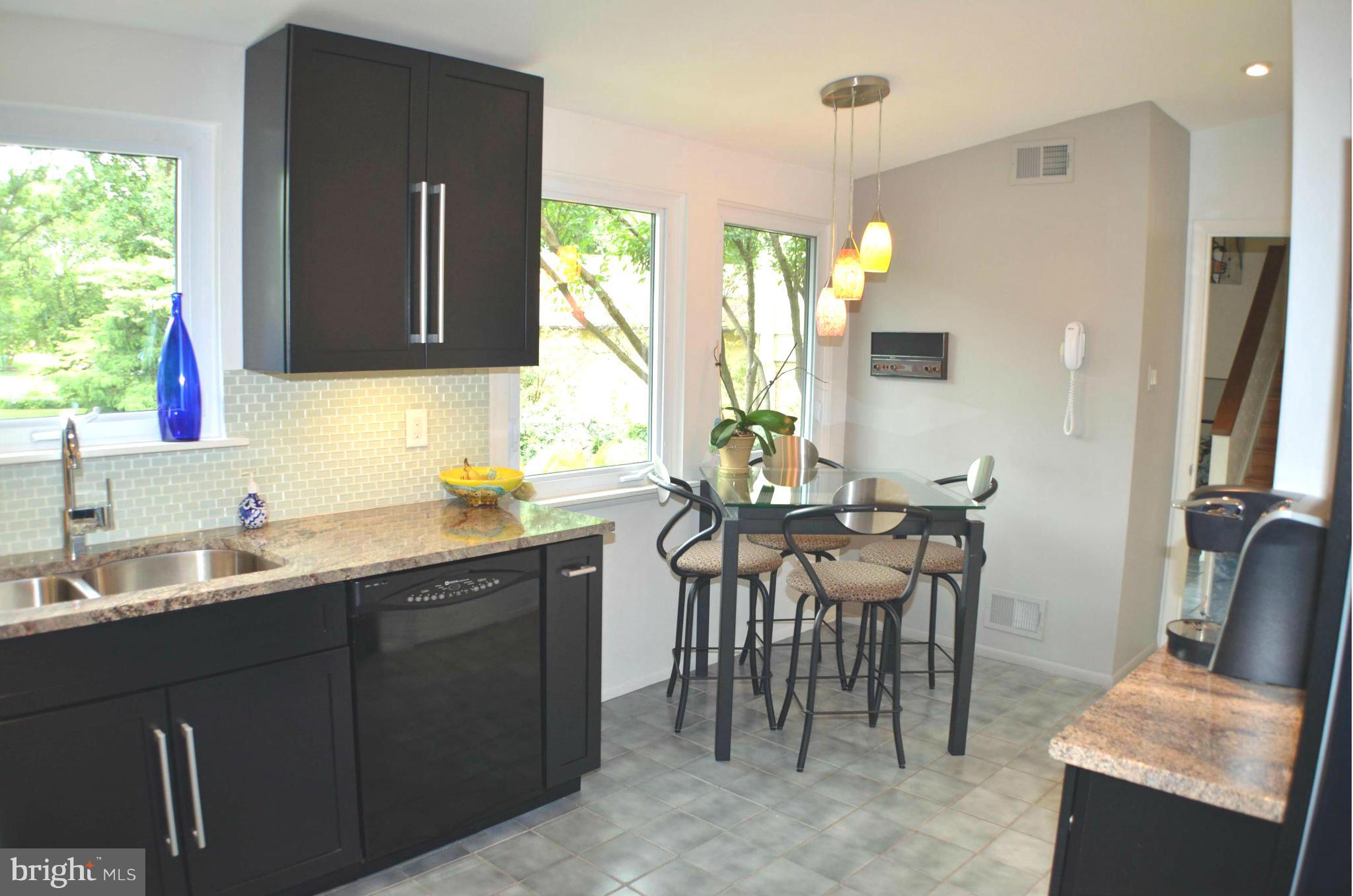 FOX MILL ESTATES - Residential