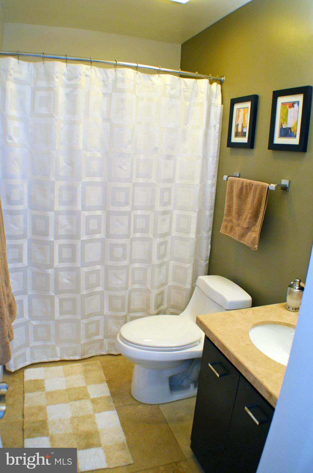 FOX MILL ESTATES - Residential