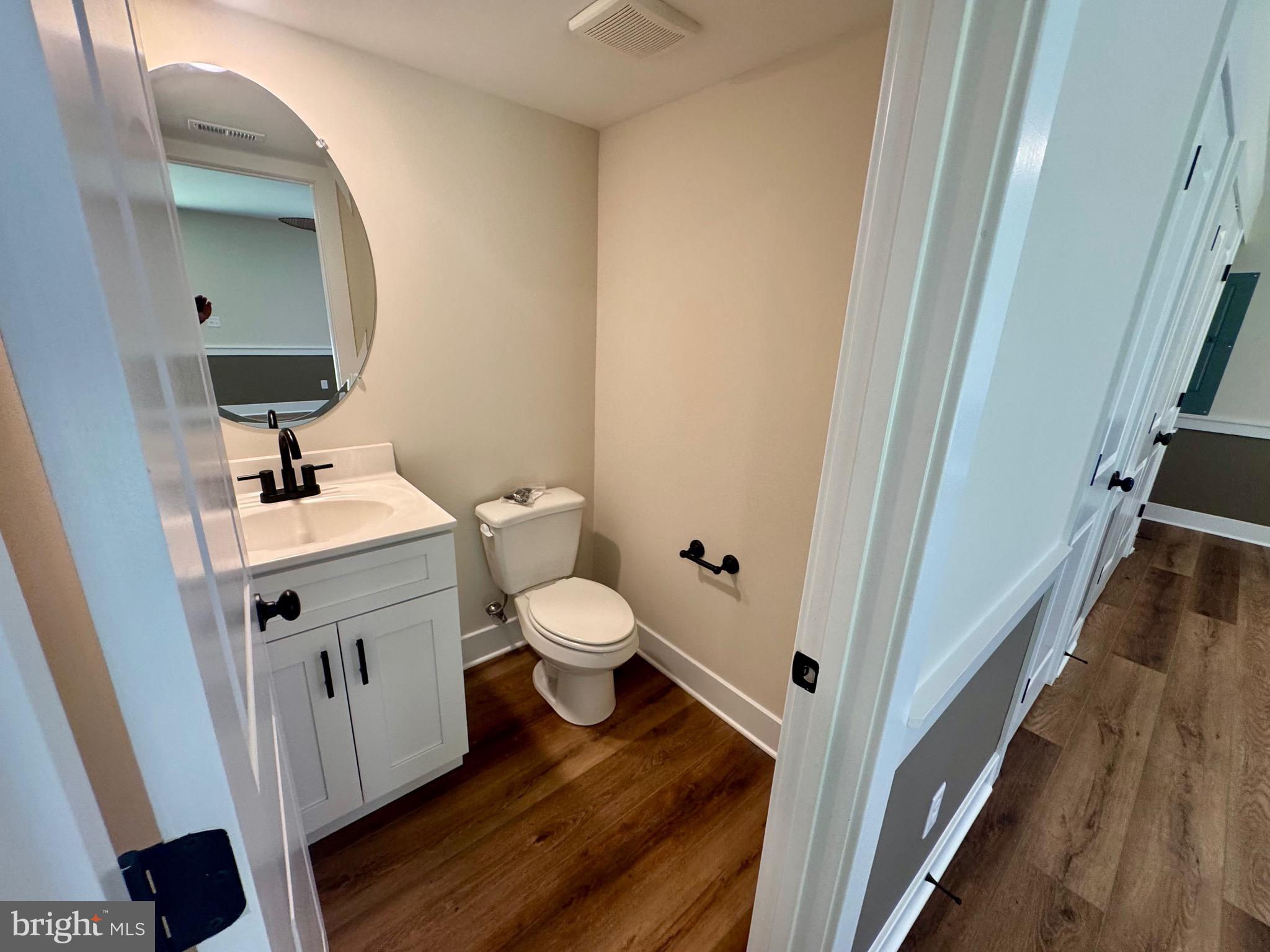 ROMANCOKE ON THE BAY - Residential