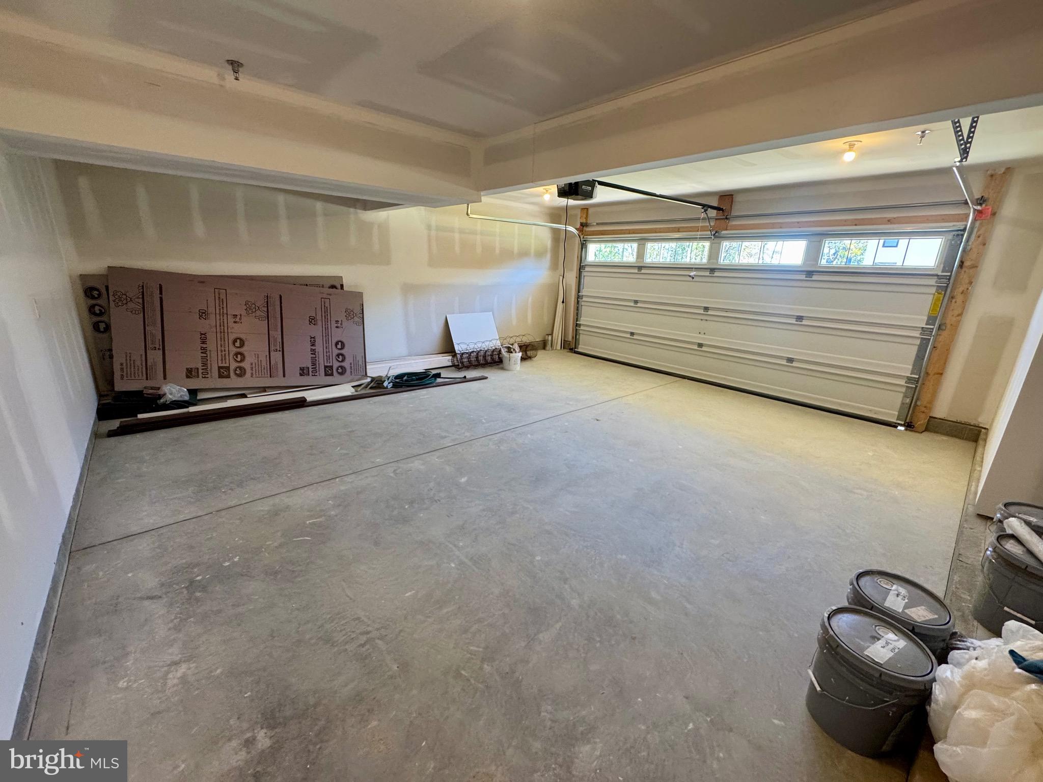 ROMANCOKE ON THE BAY - Residential