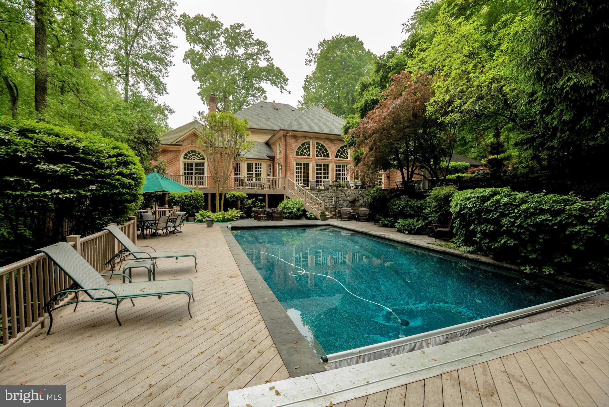 GEORGETOWN PLACE - Residential