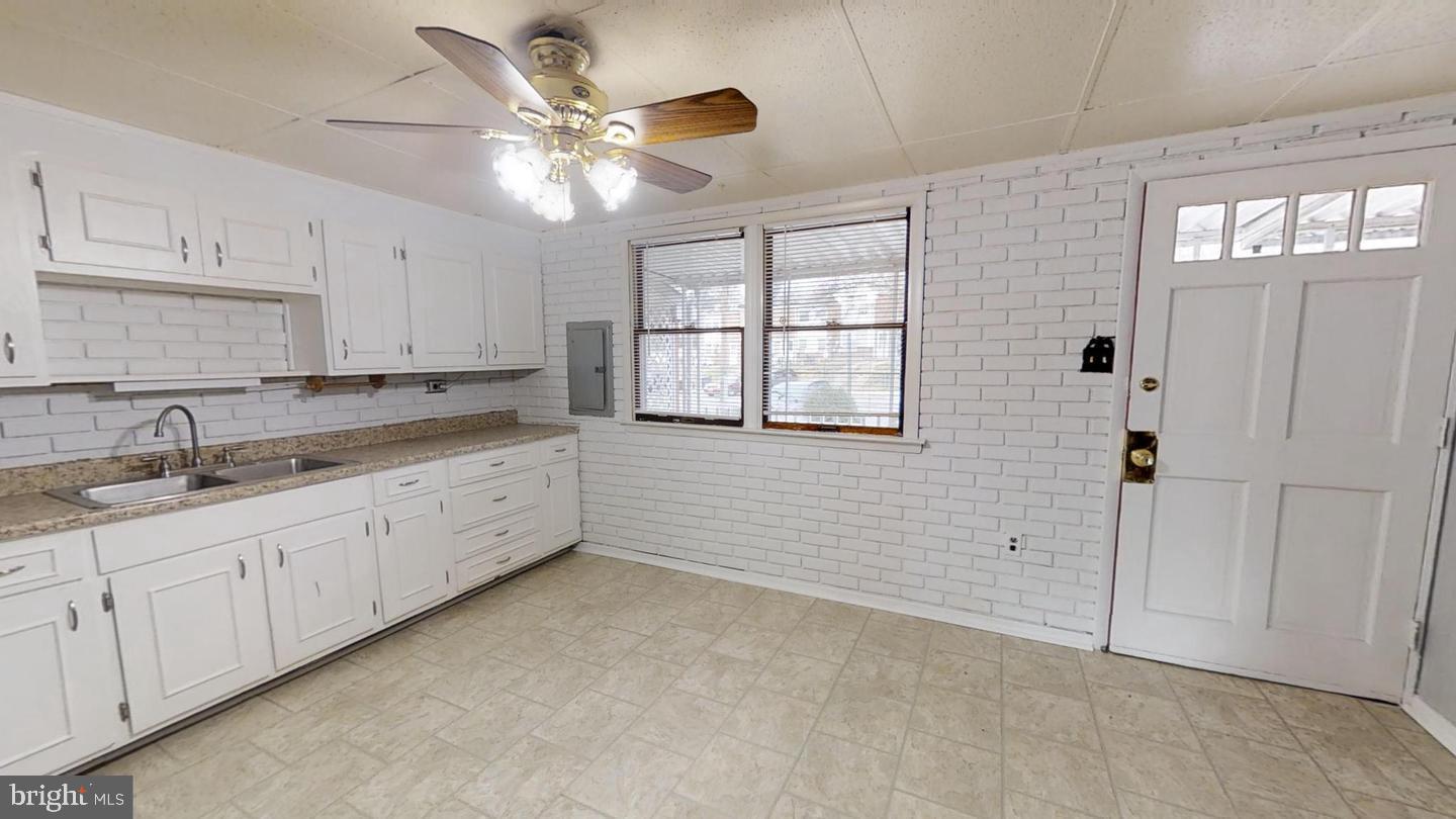 RIVERVIEW - Residential
