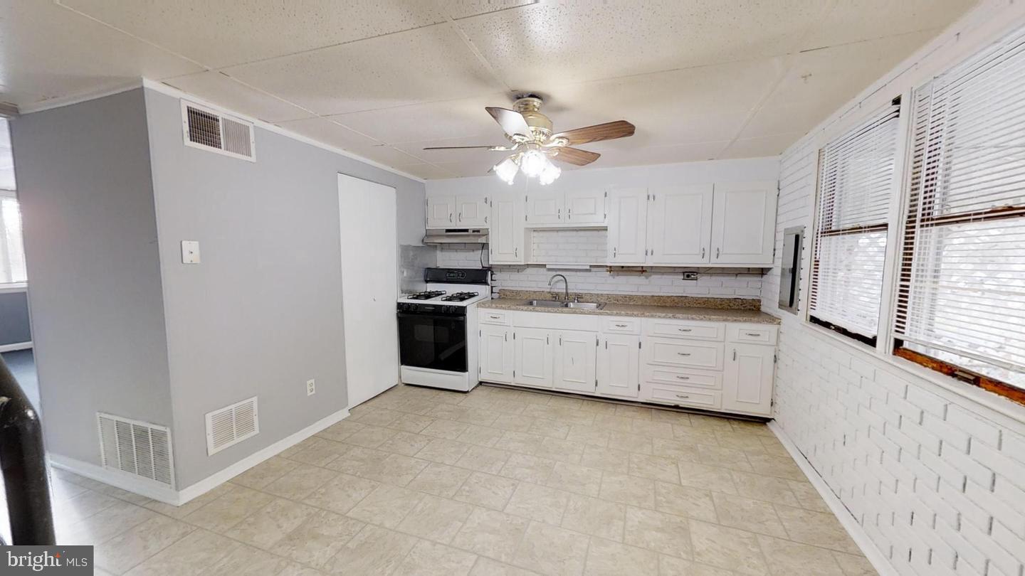 RIVERVIEW - Residential