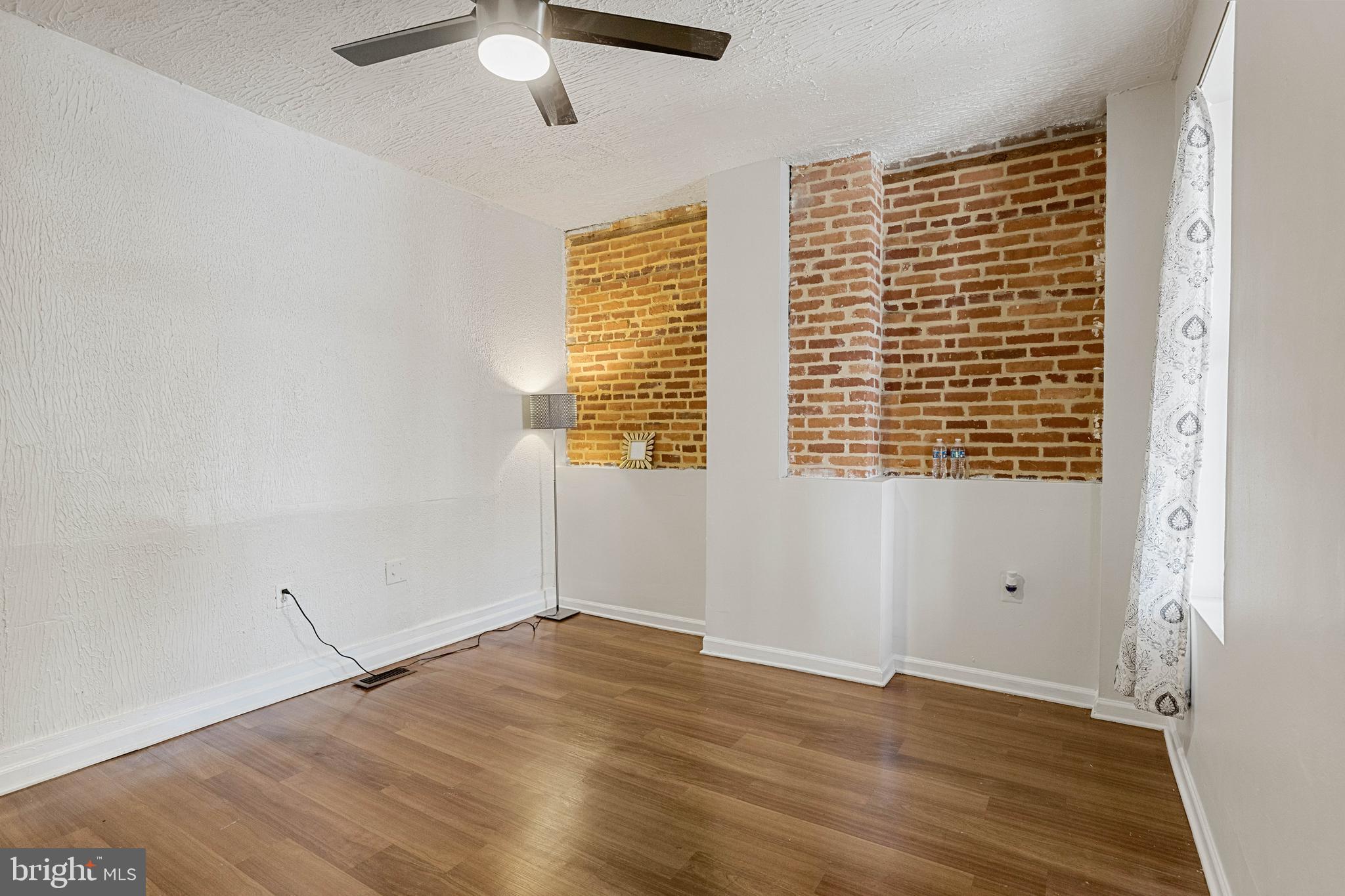 BROOKLYN - Residential