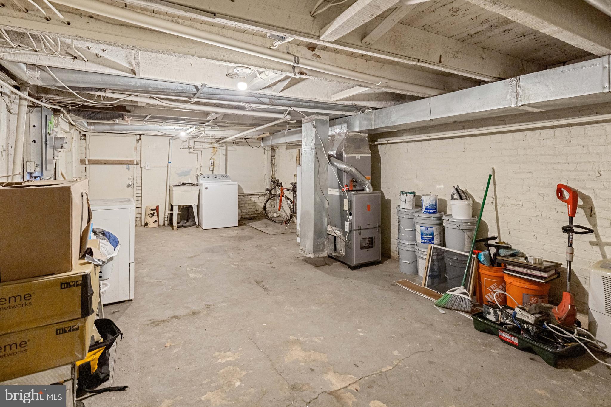 BROOKLYN - Residential