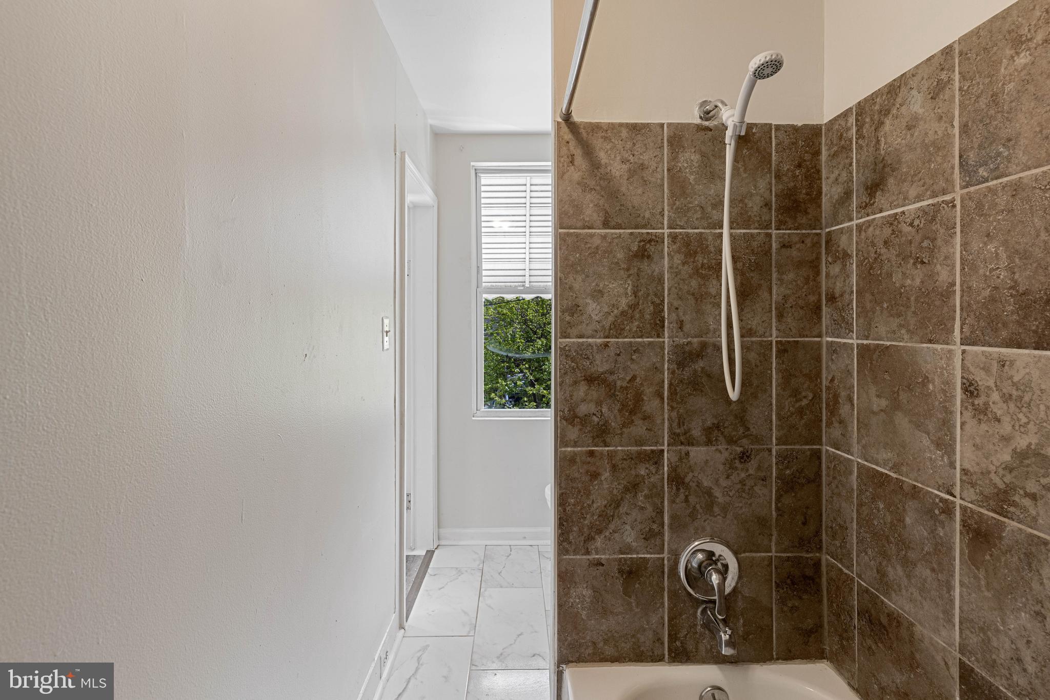 BROOKLYN - Residential