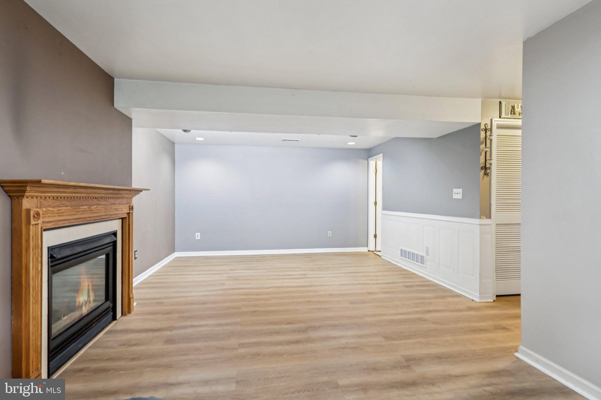 AMITY GARDENS - Residential