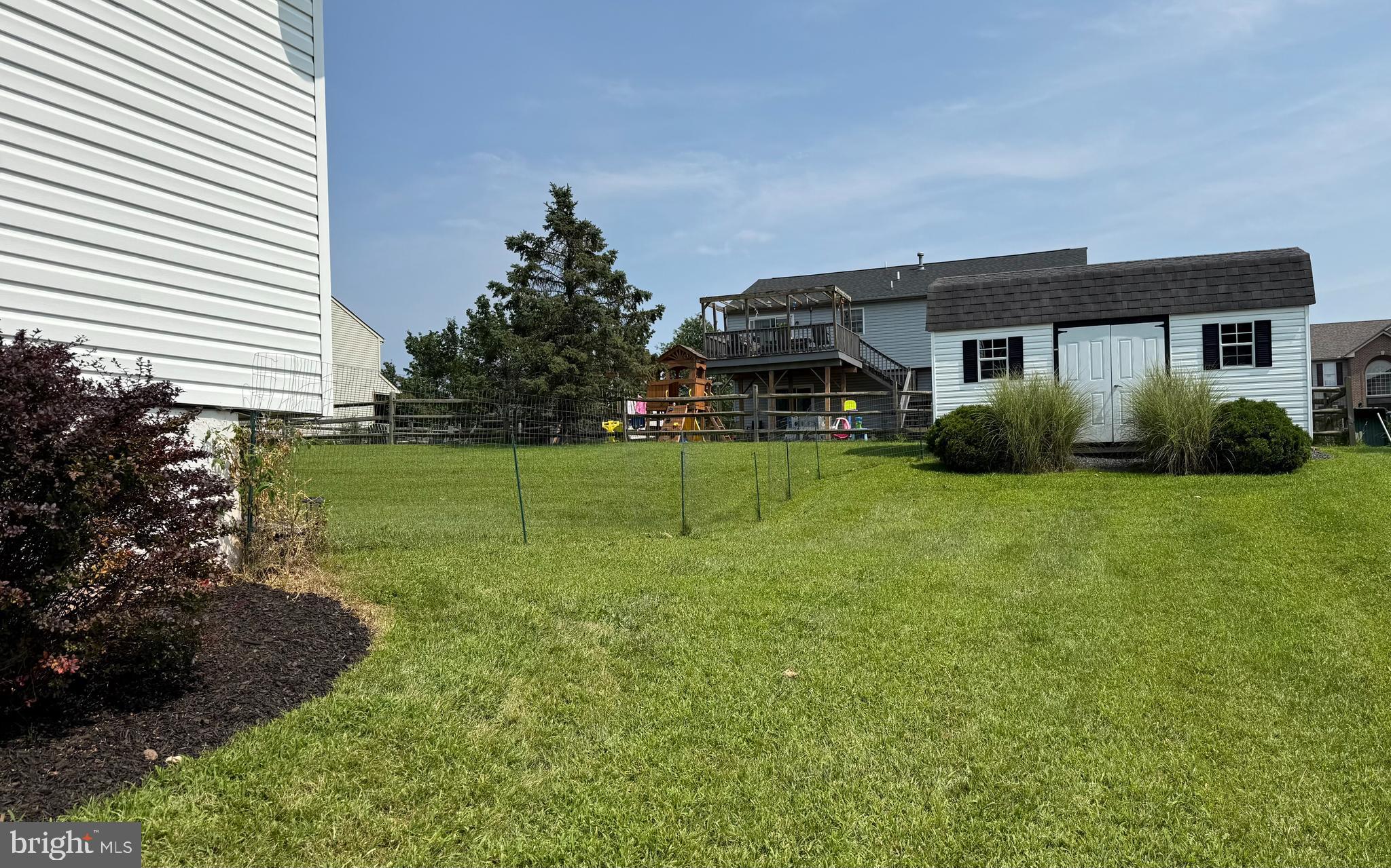 AMITY GARDENS - Residential