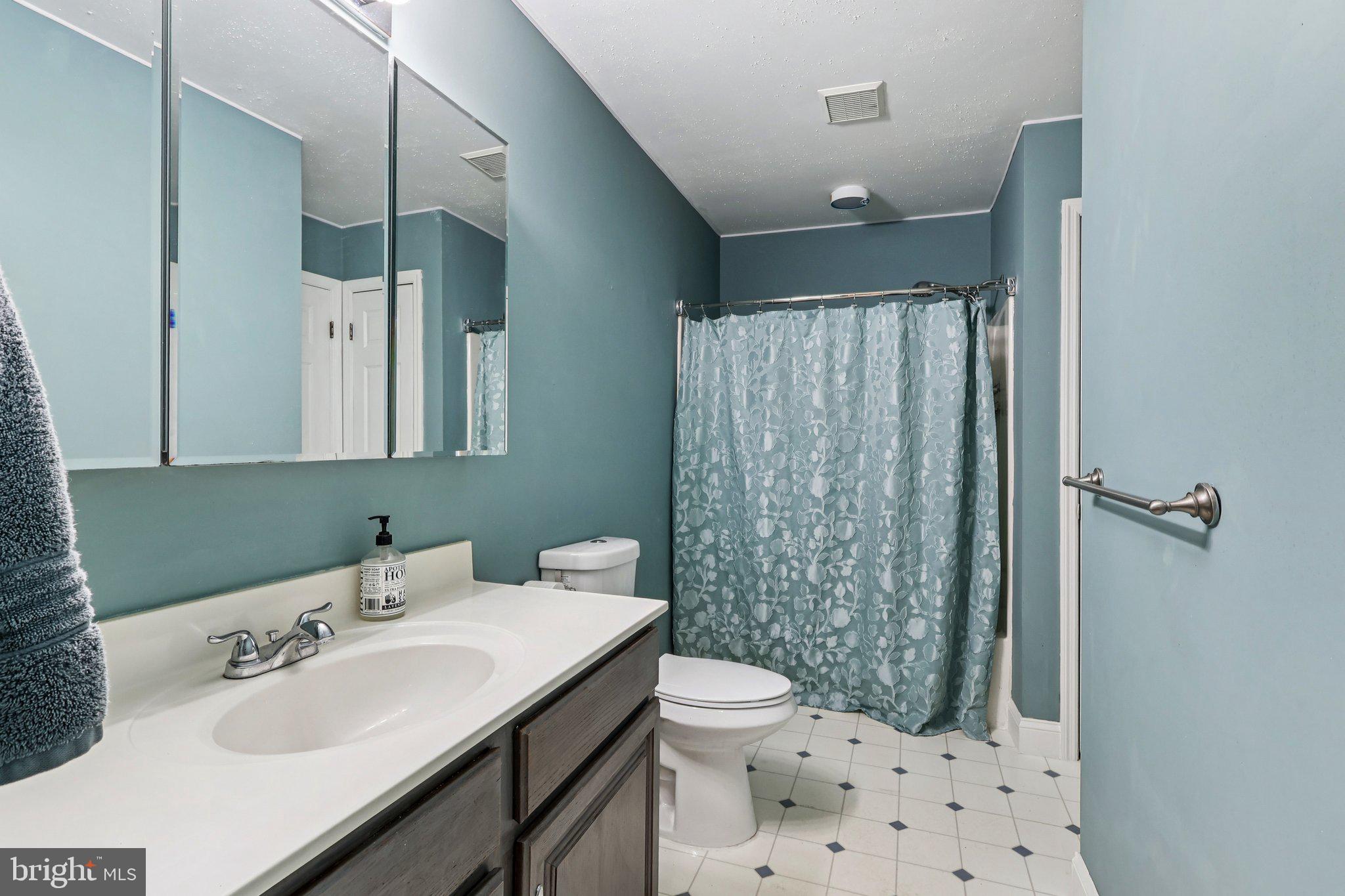 AMITY GARDENS - Residential