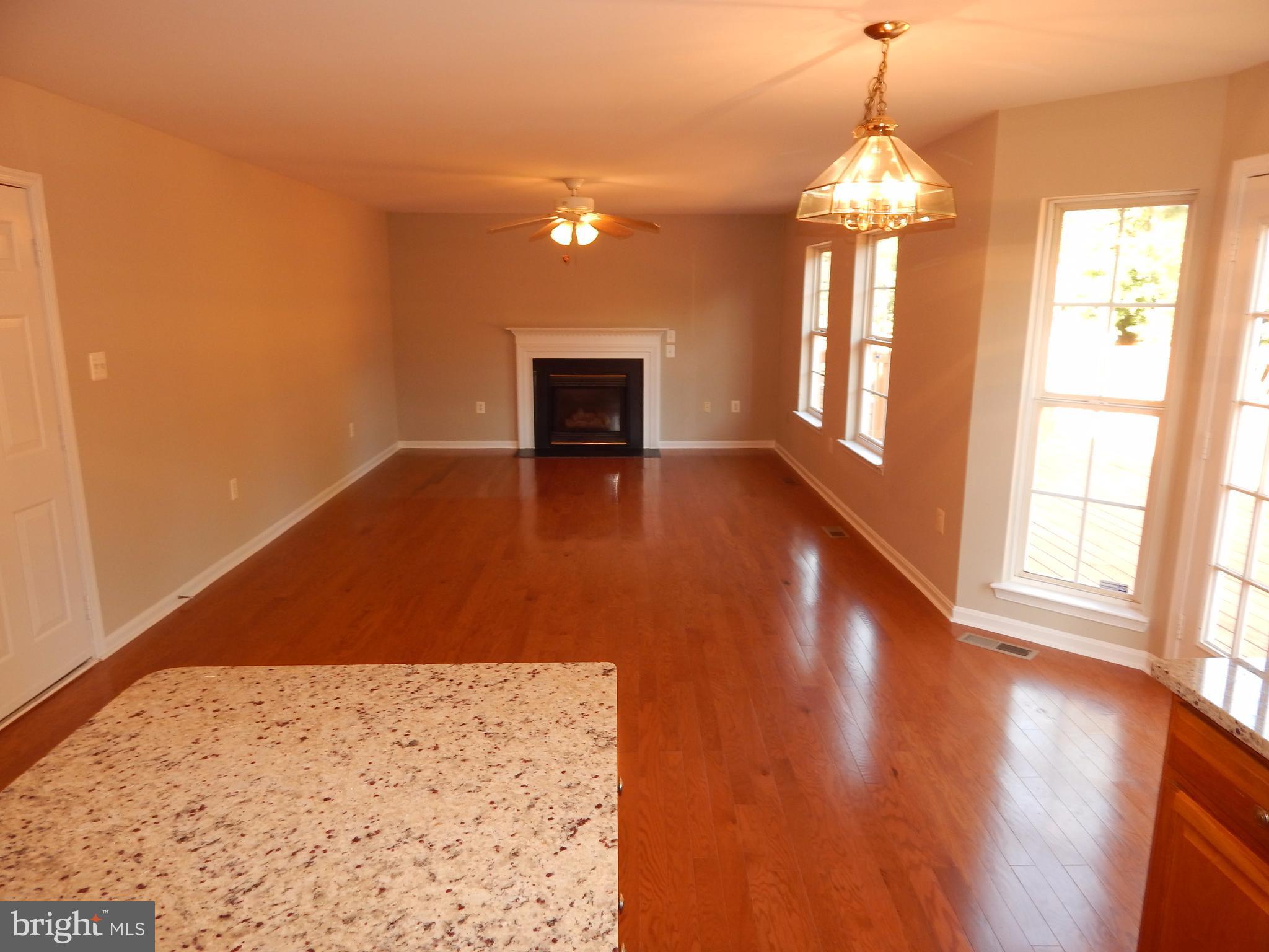 DALE CITY - Residential