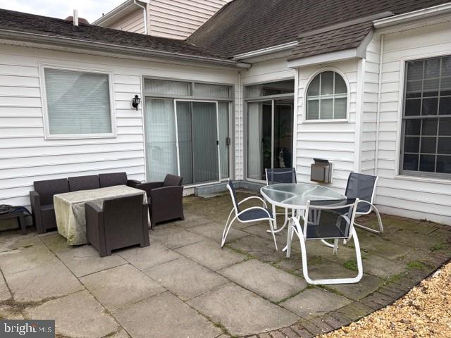 EASTON CLUB - Residential Lease