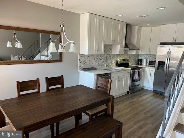 6012 CHESTNUT HOLLOW COURT