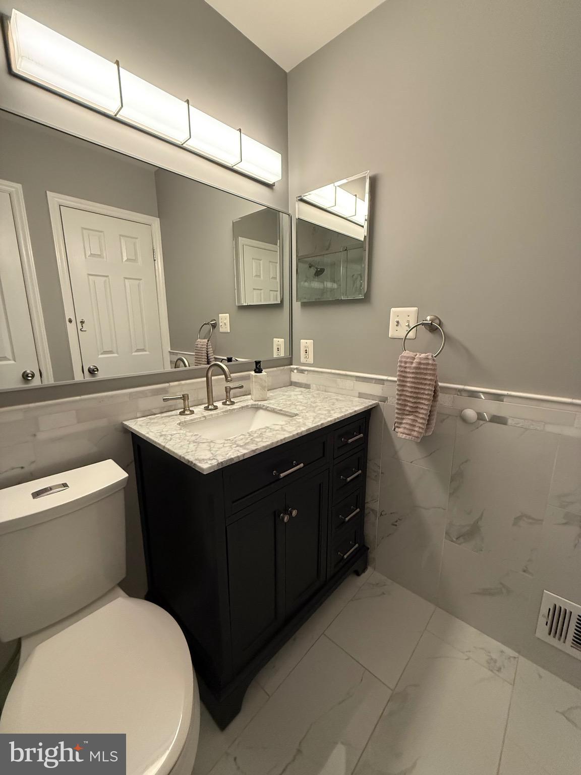 SUNSET RIDGE - Residential