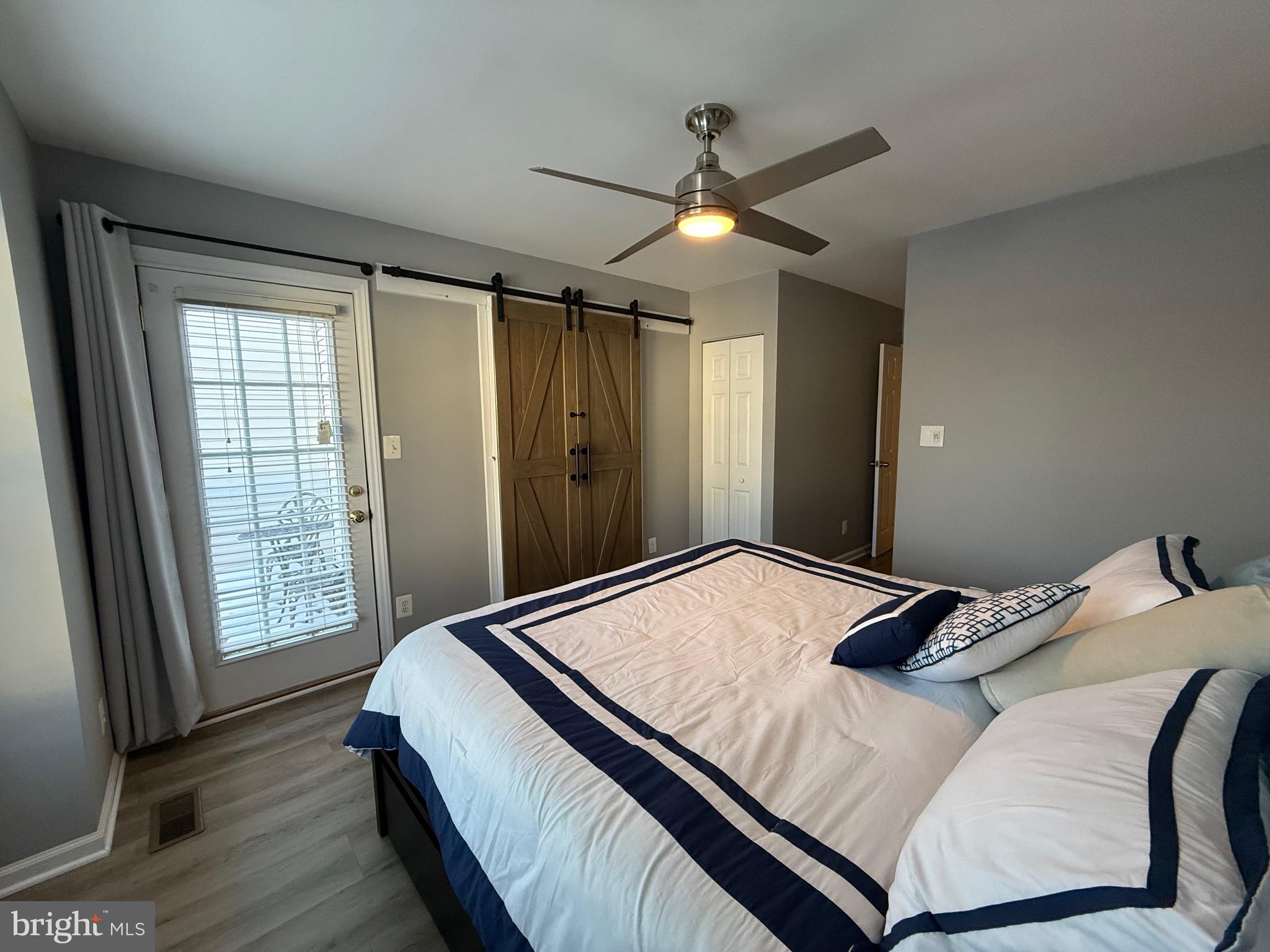 SUNSET RIDGE - Residential