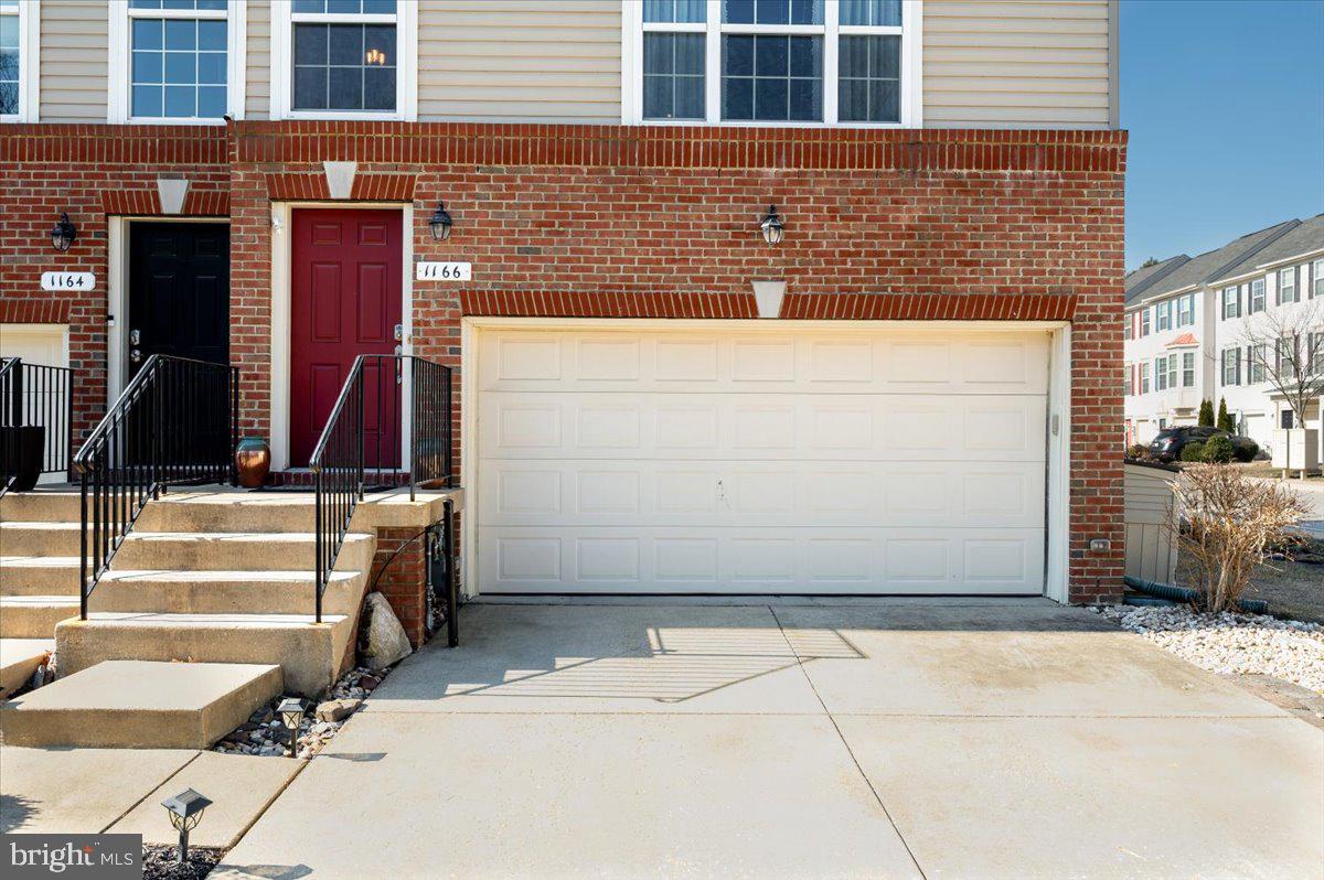 TANYARD SPRINGS - Residential