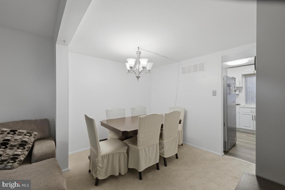 VILLAGE OF OWEN BROWN - Residential