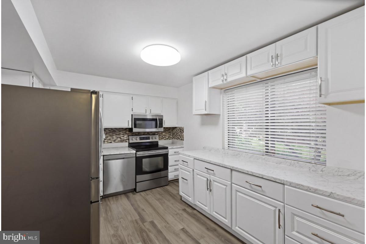 VILLAGE OF OWEN BROWN - Residential