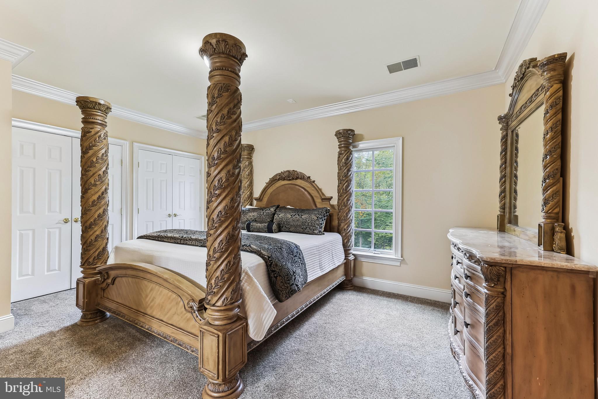 CLIFTON - Residential