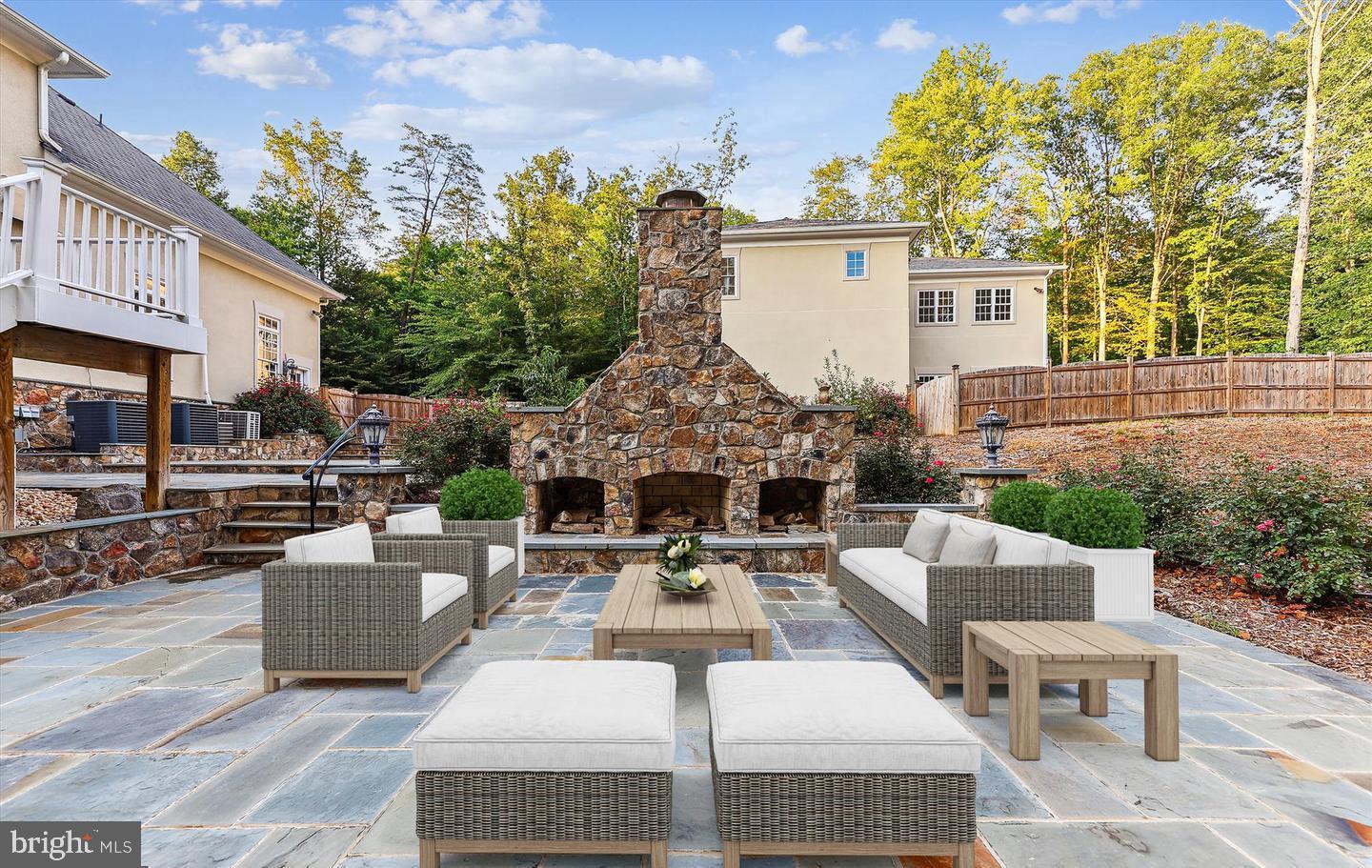 CLIFTON - Residential